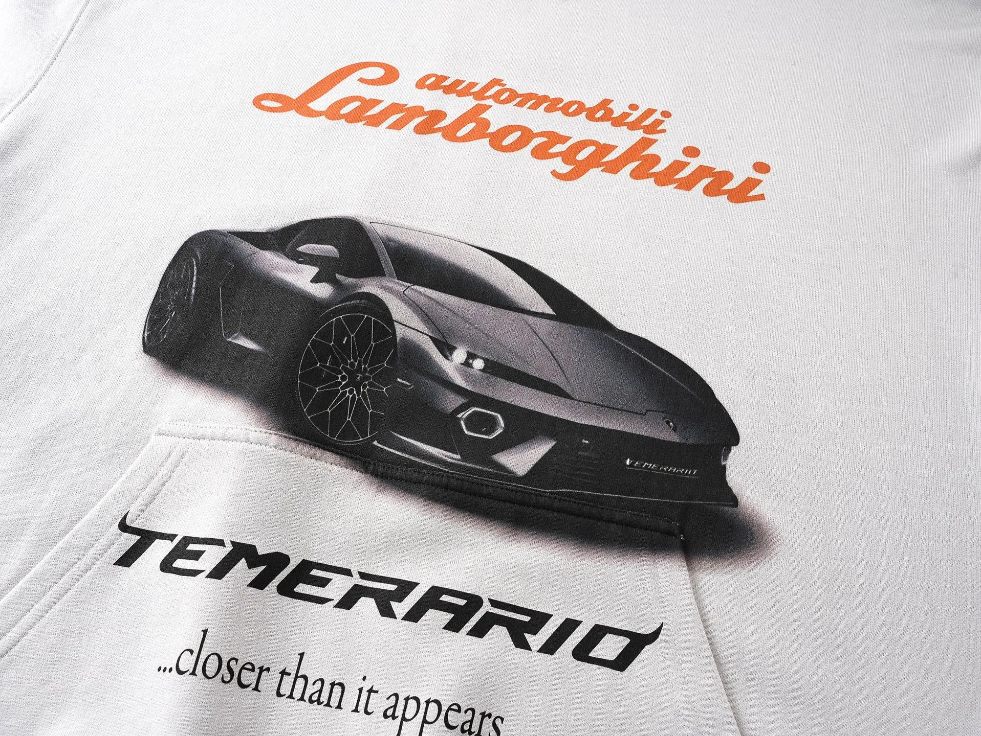 🅿️360 real photos [Top version. Official website quality] BALENCI*GA/Paris co-branded Lamborghini Lamborghini front and back left and right sleeve direct-injection printed hooded sweatshirt SS25 latest model. Research and development at the first time, different market currencies. Comparisons welcome. The fabric is made of Paris ZP custom-woven and dyed cotton sweatshirt. Weighing 460 grams, the cloth surface is clean. The cloth pattern is clear, soft and comfortable. The threads are dyed with no color difference. Printing adopts computer direct printing. The pattern letters are clear, three-dimensional and without burrs. Jubie market produces pictures based on pictures. Welcome to compare. The version adopts OS loose shoulder design. Same style for men and women. Code: BL259931 Color: white gray, Size: XS S M L