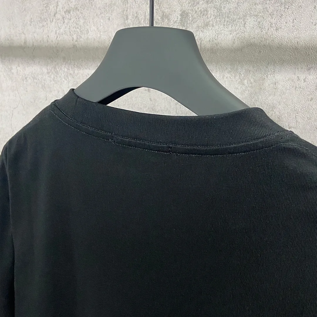 🅿️180 9120# Actual pictures Top version [[BALENCIA*GA] Official website quality Paris new black 8 pear Gautama short-sleeved T-shirt OS version Loose dropped shoulders Unisex style Fabric: 260g 100% cotton double yarn Technology: Front panel digital direct printing Garment washing Shape solid Color: Black White Size: XS S M L