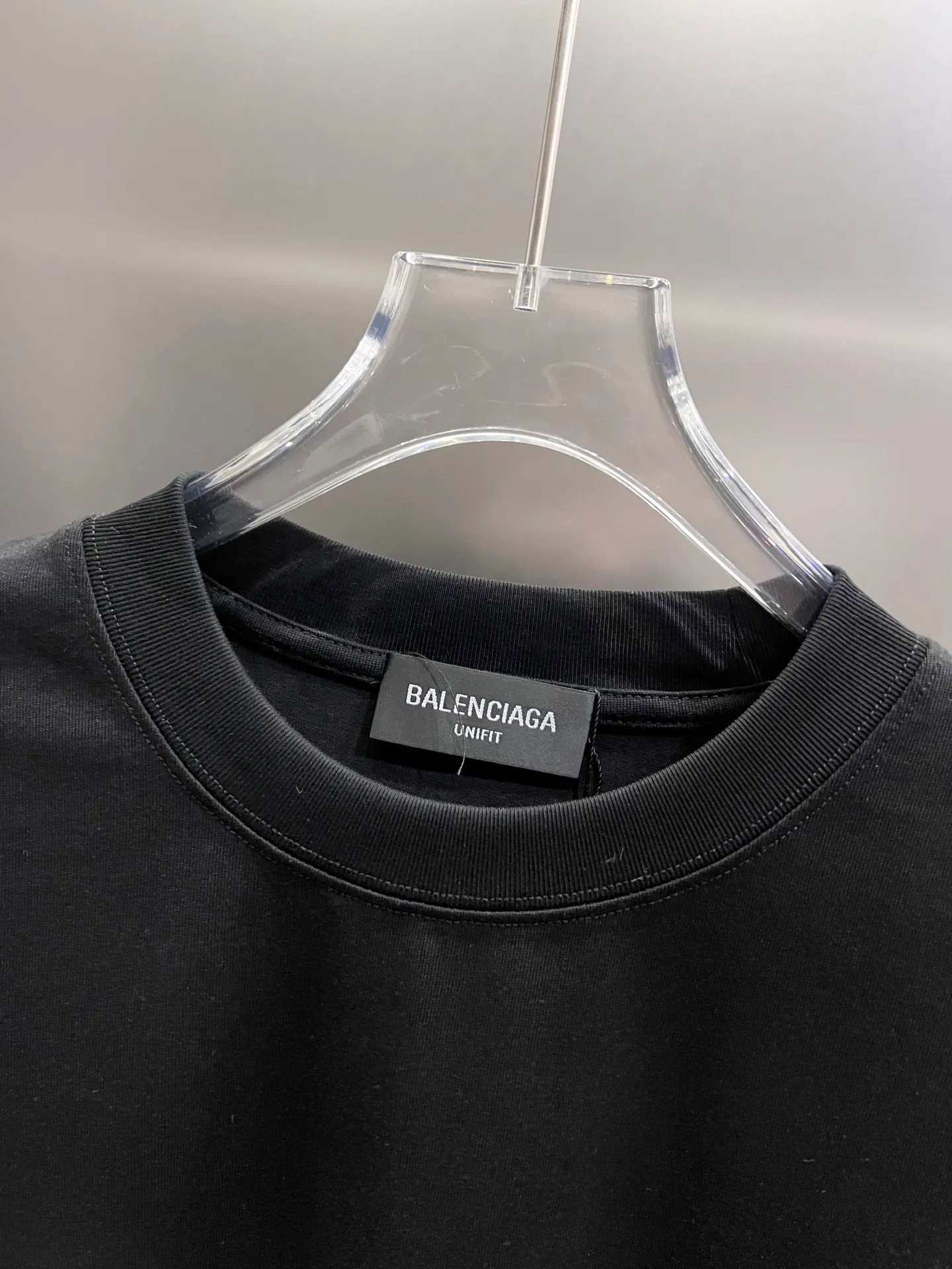 🅿️190 BAL Balenciaga 2025 autumn and winter new short-sleeved T-shirt, classic logo printing + hot diamond process, same style for men and women, loose version, S M L XL XXL, five sizes, color: black, white, Angora red