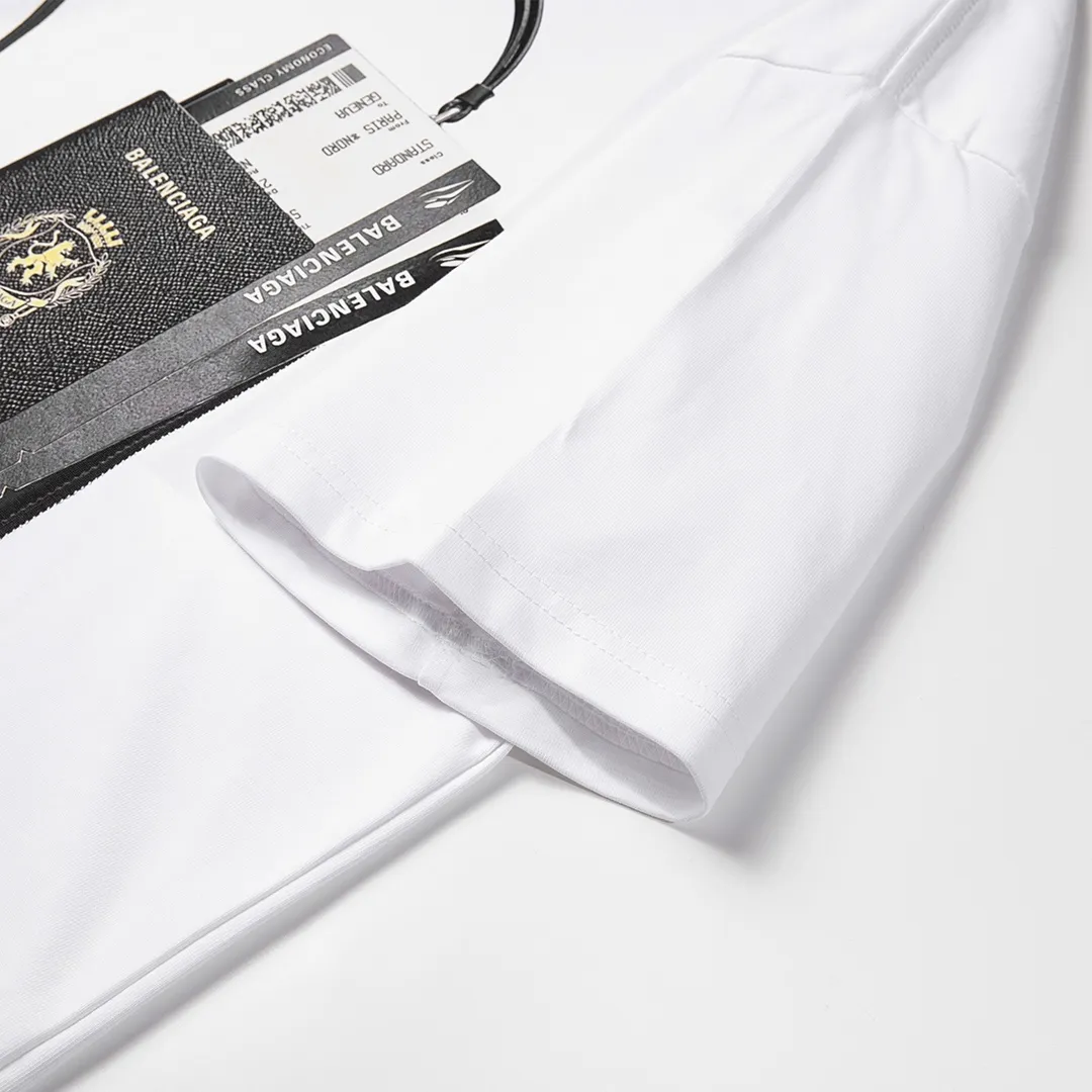 🅿️160 9119# Detailed picture Top version [[BALENCIA*GA] official website quality Paris new flight ticket passport card holder short-sleeved T-shirt OS version loose dropped shoulders Unisex style Fabric: 260 grams 100% cotton double yarn Technology: front panel digital direct printing Garment washing Shaping solid color Color: black white Size: XS S M L