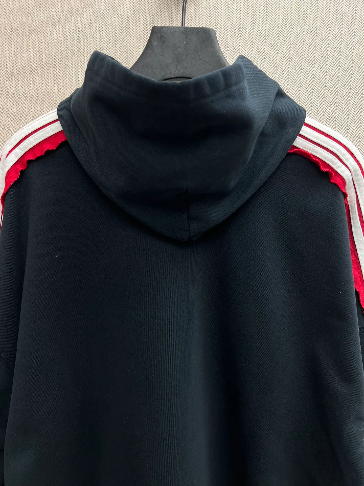 🅿️480 Paris 25ss new Unity Sports Icon Hoodie dropped shoulder sleeve hooded sweatshirt loose fit men's black code number: 0.1.2.3.