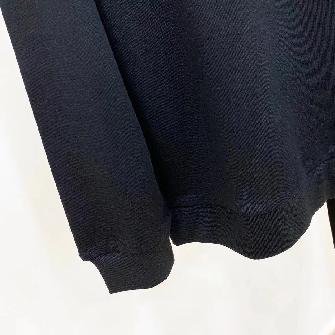 🅿️400 brand [BALENCIAGA] (velvet and thickened) 2025 autumn and winter new products, celebrities' favorite fashion-flavored casual suits, clean and neat tailoring, full of urban style. Made of high-quality customized fabrics, the lining has excellent thermal insulation effect, feels soft and dry, and the upper body effect is crisp and stylish. The three-dimensional cutting process and the pattern are all of high standards, and the silhouette version has the right benefits! It is not tight at all, and you feel good when you put it on. So many top-quality raw materials create high-end products with unparalleled value. It is the first choice for high-end fashion people. (Size: M-4XL can wear up to 200 pounds)