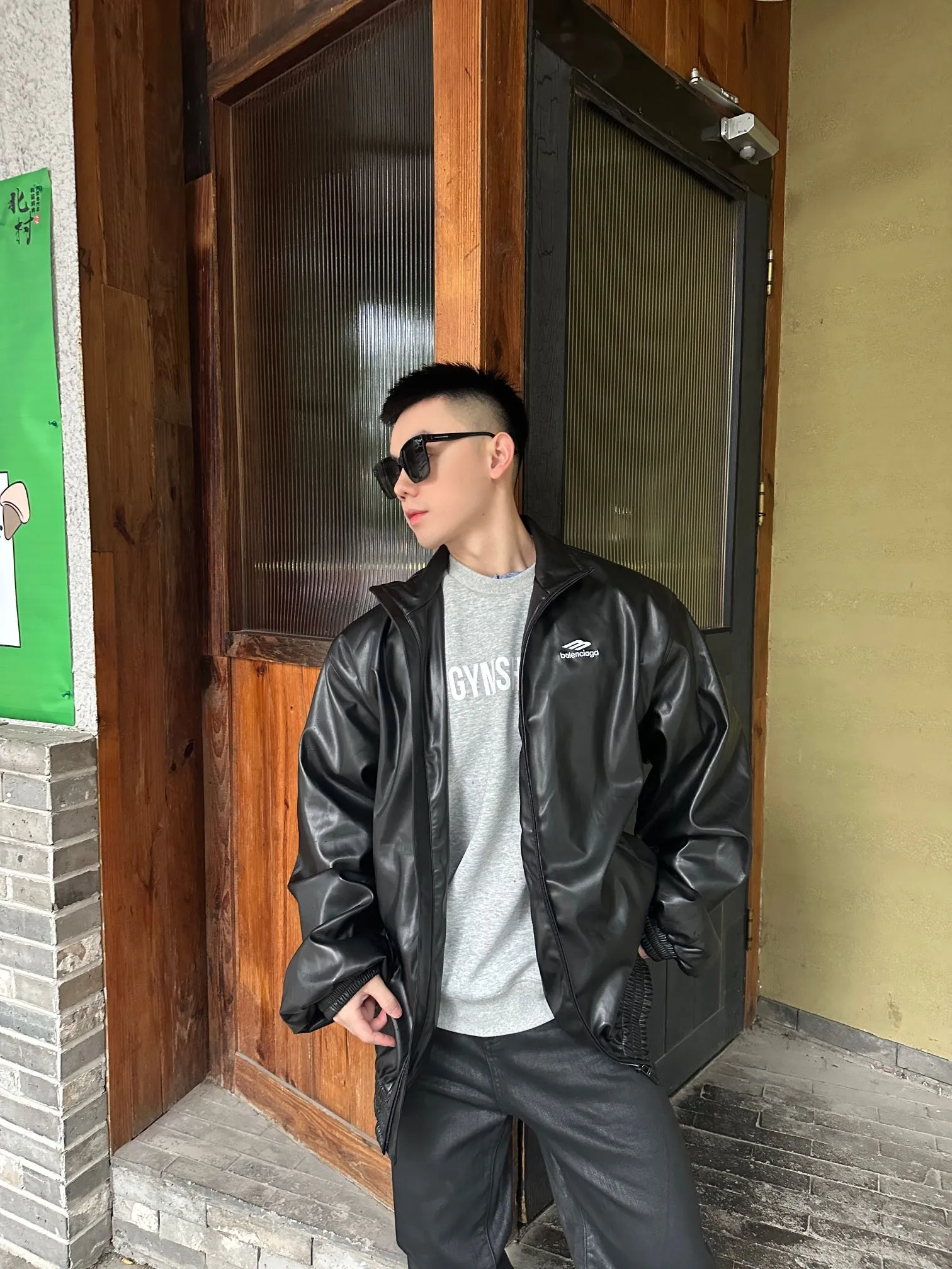 Model picture