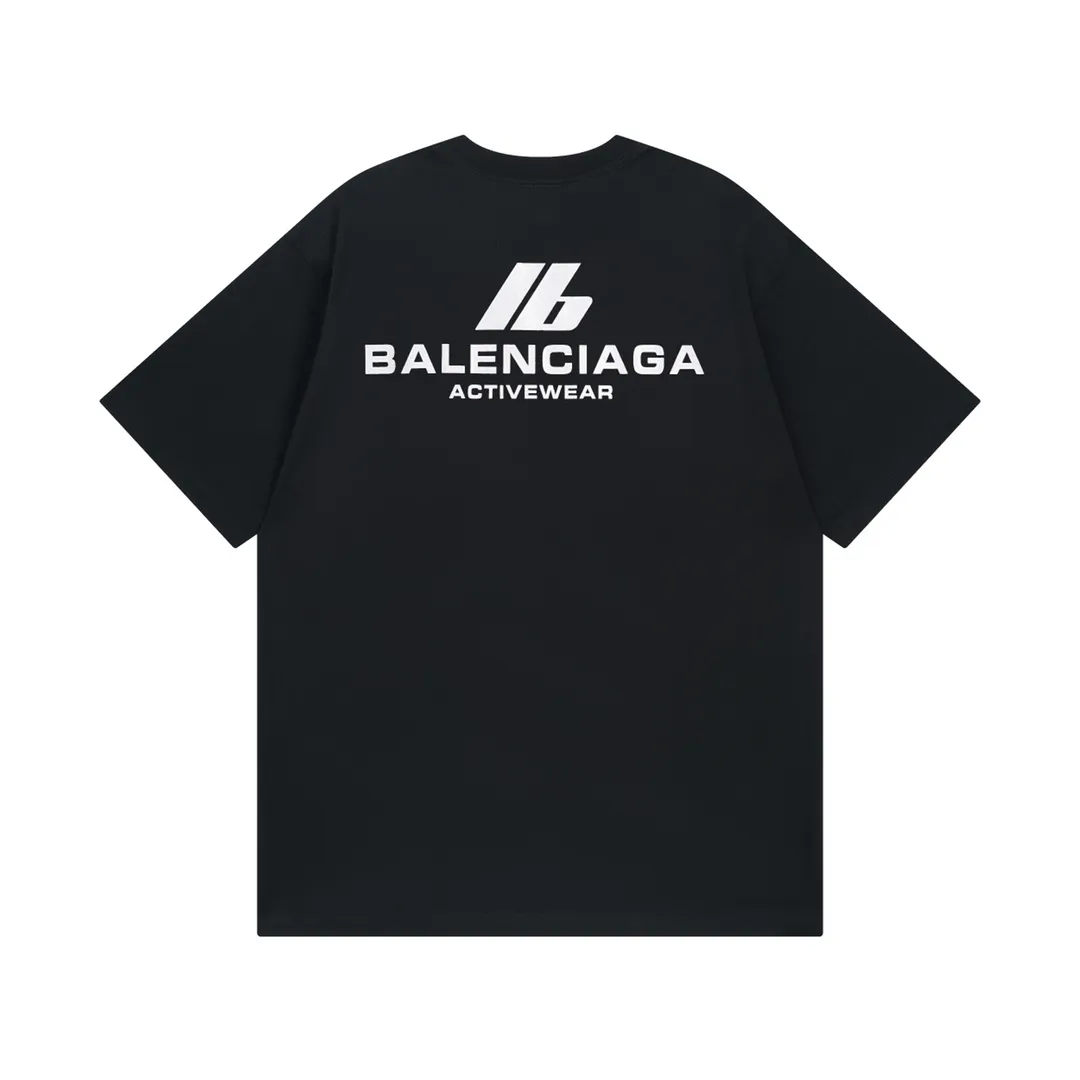 🅿️170 detailed pictures [Top version. Official website quality] BALENCI*GA/Paris. 2024 new style. New LOGO front and back printed short-sleeved T-shirt, brick cabinet synchronization. Genuine product developed at the first time, happy to print and compare! The fabric is made of Paris ZP custom-woven and dyed cotton double yarn. Weighing 260 grams, the cloth surface is clean. The cloth pattern is clear, soft and comfortable. The threads are dyed with no color difference. The classic LOGO is printed using environmentally friendly imported materials, with clear letters and a three-dimensional effect. Restore the brick cabinet. Different market currency, welcome to compare, the version adopts OS loose shoulder version. Same style for men and women Coding: BL223312 Color: black, white Size: XS to L
