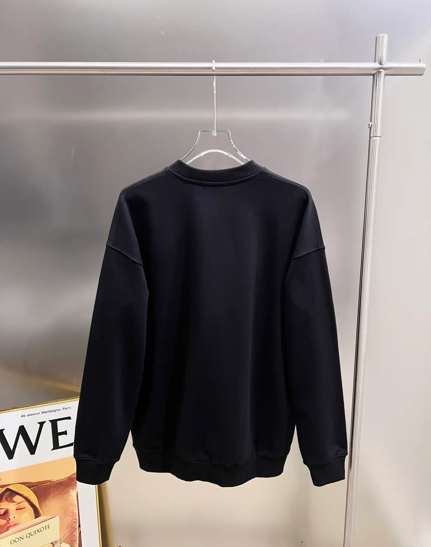🅿️260 BAL Balenciaga 2025 Autumn and Winter New Style Round Neck Long Sleeve Sweater Classic Letter Laser Printing Technology Uniform Loose Version for Men and Women S M L XL XXL Five Codes Color: Black White