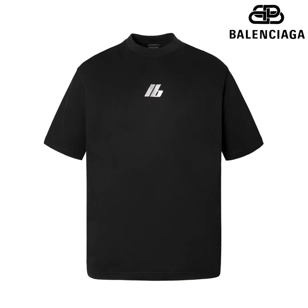 🅿️160 9101# Detailed picture Top version [BALENCIA*GA] Official website quality Paris new classic front and rear reflective printed T-shirt OS version Loose dropped shoulders Unisex style Fabric: 260g 100% cotton double yarn Technology: Front and back reflective printing Garment wash Shaping Solid color Color: Black White Size: XS S M L