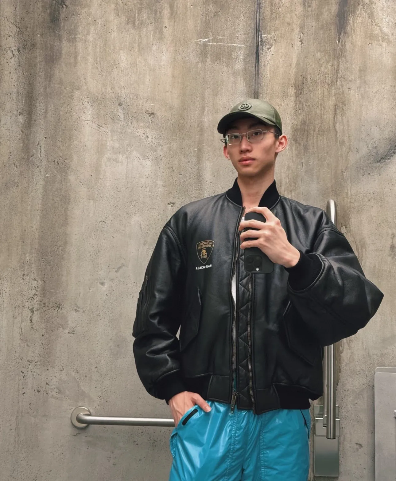 Balenciaga / Balenciaga Lamborghini joint embroidered baseball flight leather jacket upper body consultation picture ℹ️