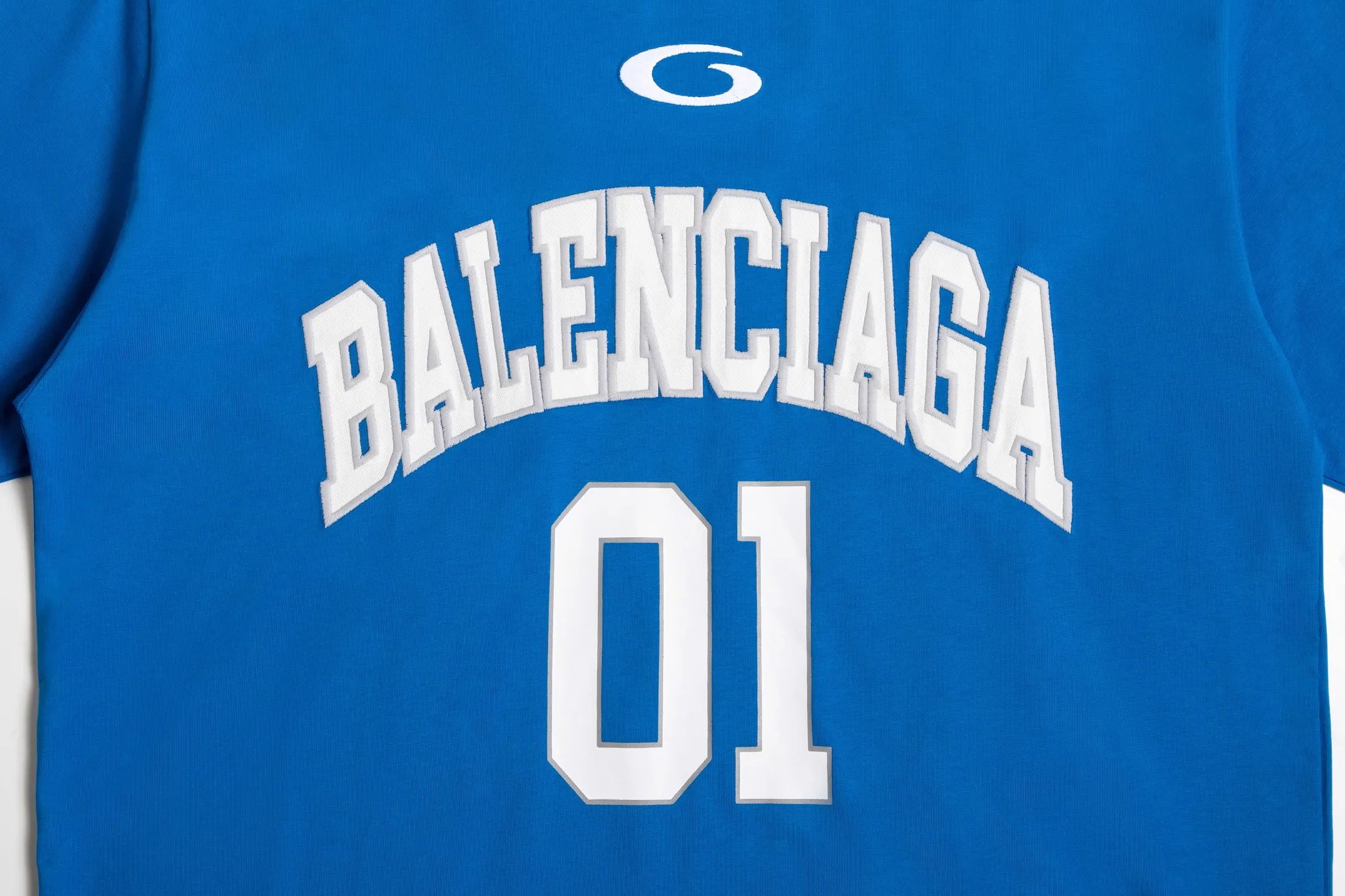 🅿️200 9180# Detailed picture Top version [[BALENCIA*GA] official website quality Paris new basketball jersey embroidered printed short-sleeved T-shirt OS version loose dropped shoulders Unisex fabric: 260 grams 100% cotton double yarn Process: embroidery printing on the front panel Car stamp in the lower left corner Back panel printing Garment washing Shape fixing Color: black white blue purple yellow Size: XS S M L
