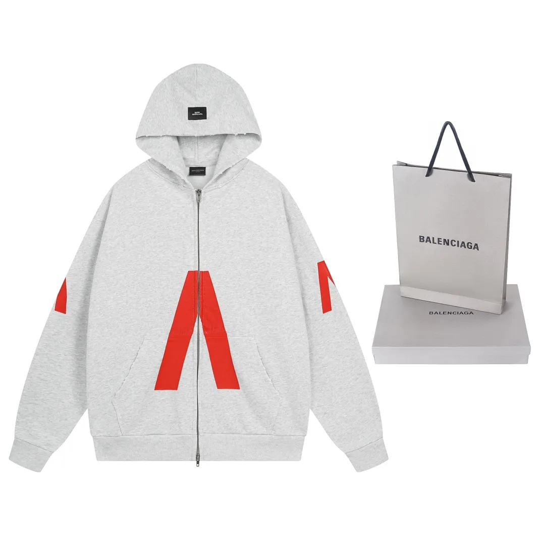 🅿️400 detailed picture [Top version. Official website quality] BALENCI*GA/Paris. 2024 latest global limited edition. BALENCIAGA joins forces with Archive to create a hooded sweatshirt. Crack printing is washed and worn, over-heavy craftsmanship, and brick cabinets are synchronized. ⚠️Distinguish the market currency, genuine development, worn. The hand-painted is consistent with ZP, and the printing uses imported cracking environmentally friendly glue. The garments are washed, worn and worn. The whole piece is designed with heavy craftsmanship. Comparisons welcome. The version adopts OS loose shoulder design. Same style for men and women. Code: BL238808 Color: black, gray and white. Size: XS S M L