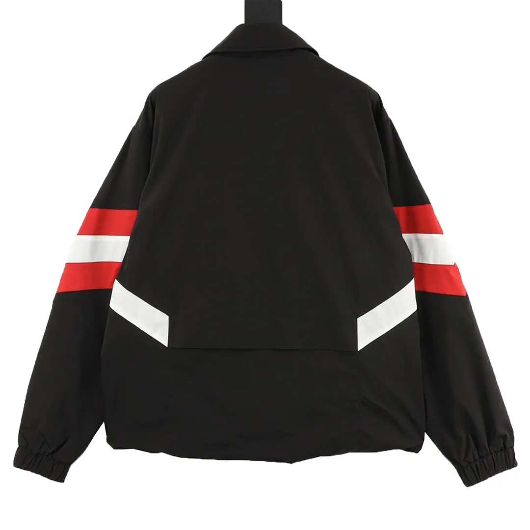 🅿️570 Balenciaga/Balenciaga spliced logo jacket is made of customized matt Taslan professional fabric, plus three-proof coating process, Teflon anti-fouling treatment, anti-oil stain and easy to clean, polyester high-density bird's eye mesh lining, three-dimensional circulation breathable structure, quick moisture export, anti-static treatment, more comfortable to wear in autumn and winter, imported environmentally friendly glue screen printing, custom hardware zipper double puller LOGO, custom accessories three labels Size: XS-L