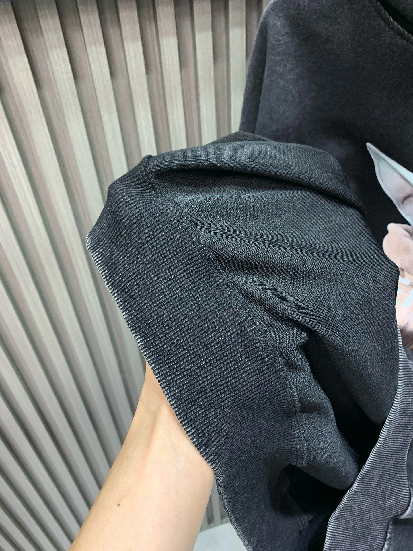 🅿️310 🀄️, Balenciaga Balenciaga 𝐁A𝐋EN𝐂IA𝐆A Balenciaga Baby Yoda distressed washed hoodie sweatshirt 100% cotton Weight 400g double yarn 32 counts - synchronized #The highest version on the market original development Custom-woven fabric technology washing treatment Full of thick texture Differentiated from market products Highly restored Washing effect Original mold opening Imported Kornit machine digital white ink printing is used. Each printing is aligned neatly without burrs. The front plate is hand-printed. Precision mesh production screen. Imported environmentally friendly slurry scraping. The letters are clearly restored. The letter spacing is the same as the original version. Highly restored. 25ss latest model. Hot-selling model on the market. Same style for men and women.