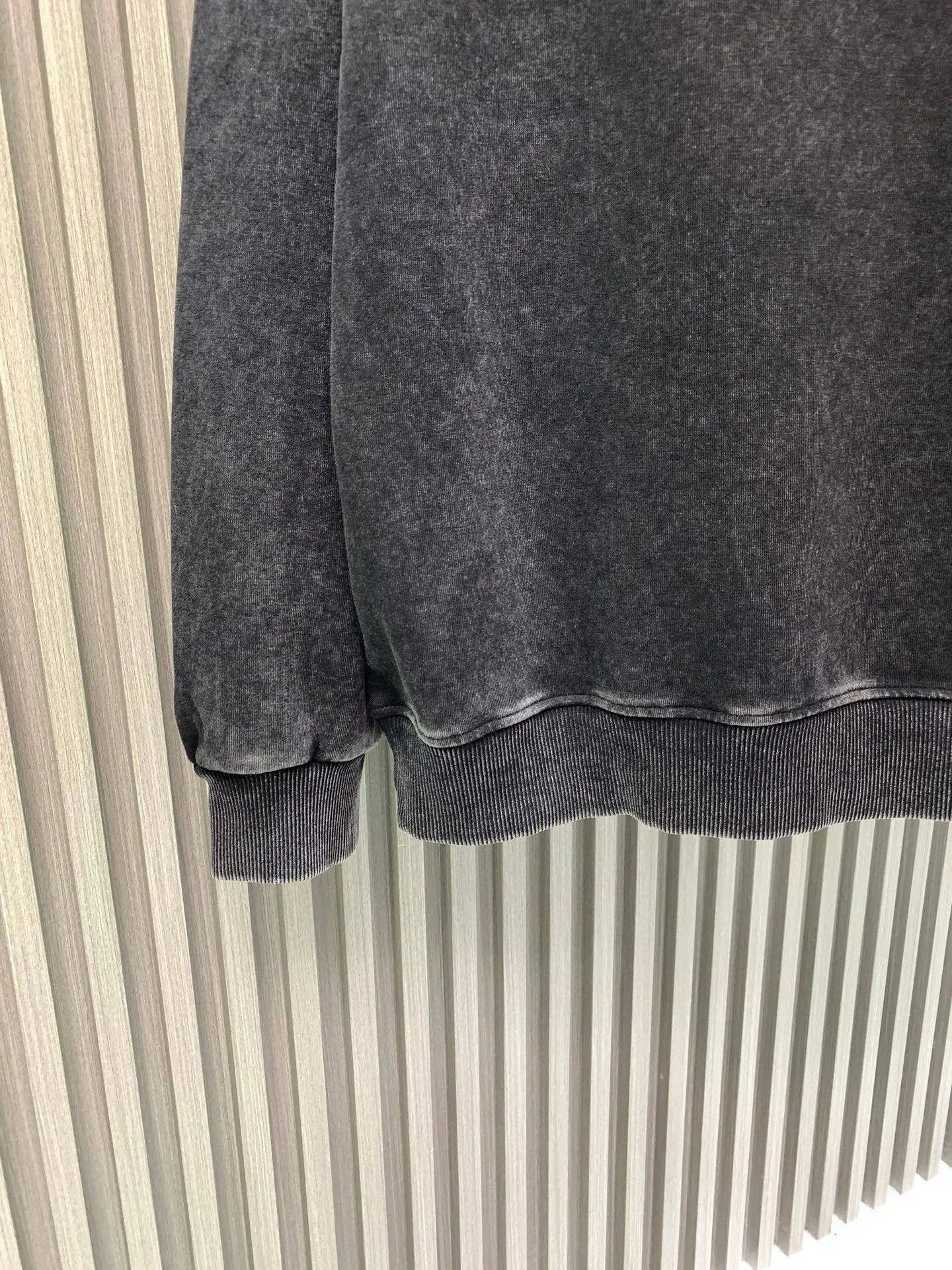 🅿️310 🀄️, Balenciaga Balenciaga 𝐁A𝐋EN𝐂IA𝐆A Balenciaga Baby Yoda distressed washed hoodie sweatshirt 100% cotton Weight 400g double yarn 32 counts - synchronized #The highest version on the market original development Custom-woven fabric technology washing treatment Full of thick texture Differentiated from market products Highly restored Washing effect Original mold opening Imported Kornit machine digital white ink printing is used. Each printing is aligned neatly without burrs. The front plate is hand-printed. Precision mesh production screen. Imported environmentally friendly slurry scraping. The letters are clearly restored. The letter spacing is the same as the original version. Highly restored. 25ss latest model. Hot-selling model on the market. Same style for men and women.
