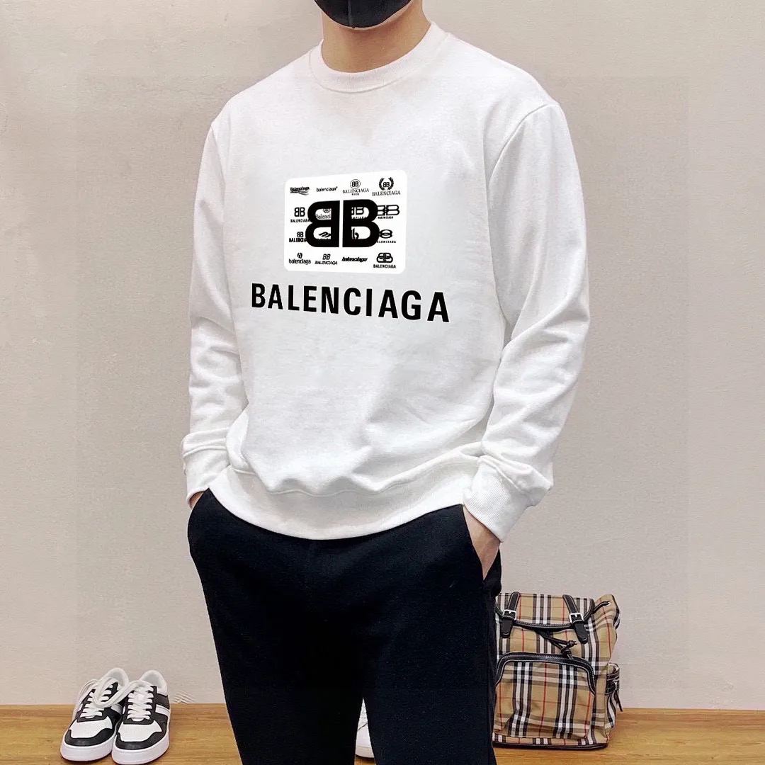 🅿️220 brand [BALENCIAGA] (good news for fat people) 2025ss autumn latest long-sleeved round-neck sweatshirt, available simultaneously on the official website. Refreshing and breathable. Made of top Tencel Roman. Comfortable and soft. 3D stereoscopic clarity. Super fashion sense. Great gift for your own use. Size: M-5XL (can be worn up to 220 pounds)