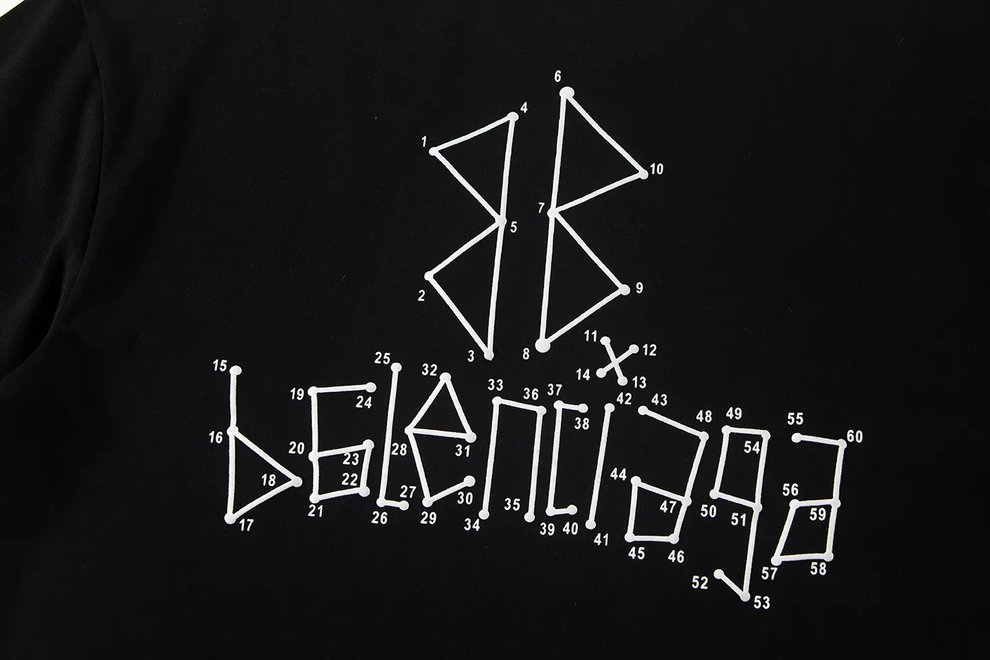 🅿️160 Balenciaga2026 new nail chain T-shirt Material: Made of high version 300g double yarn combed cotton Size: S M L XL Color: black and white Style number: W2805