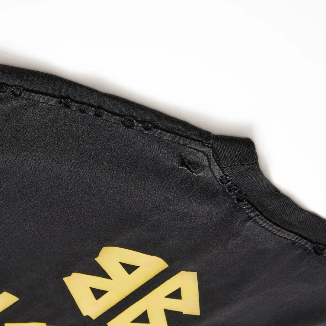 🅿️180 9110# Detailed picture Top version [[BALENCIA*GA] Official website quality Paris new yellow tape bandage digital direct spray short-sleeved T-shirt OS version Loose dropped shoulders Same style for men and women Fabric: 260 grams 100% cotton double yarn Process: Front and rear digital direct spray Garment wash Frayed Distressed Styling Solid color Color: gray blue white washed blue burgundy green black silver Rose Red Khaki Size: XS S M L