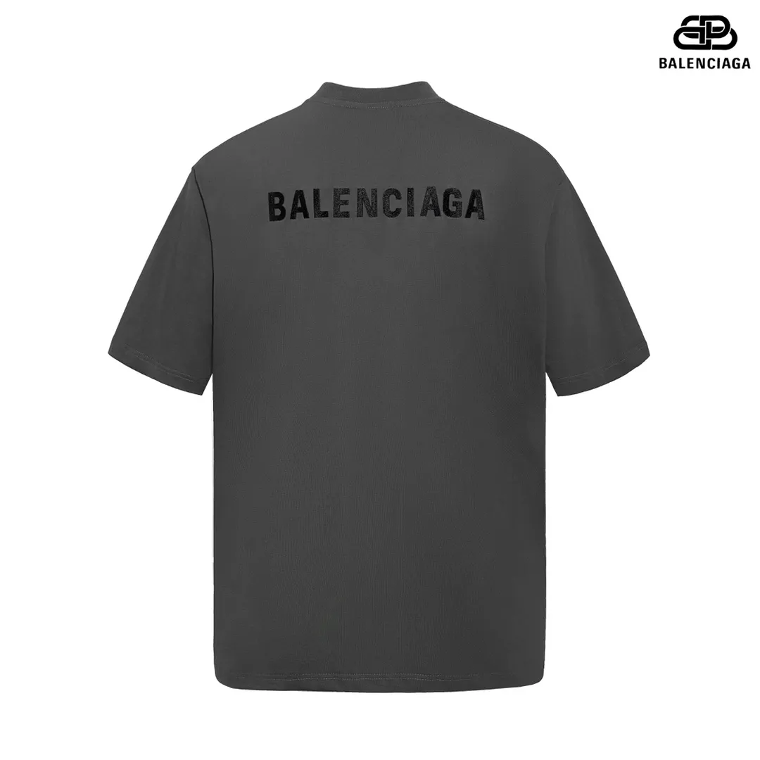 🅿️160 9102# Detailed picture Top version [[BALENCIA*GA] official website quality Paris new classic letter LOGO front and back embroidered short-sleeved T-shirt OS version loose dropped shoulders Unisex fabric: 260 grams 100% cotton double yarn Technology: front and back embroidery Garment washing Shape solid color Color: black white gray red Size: XS S M L