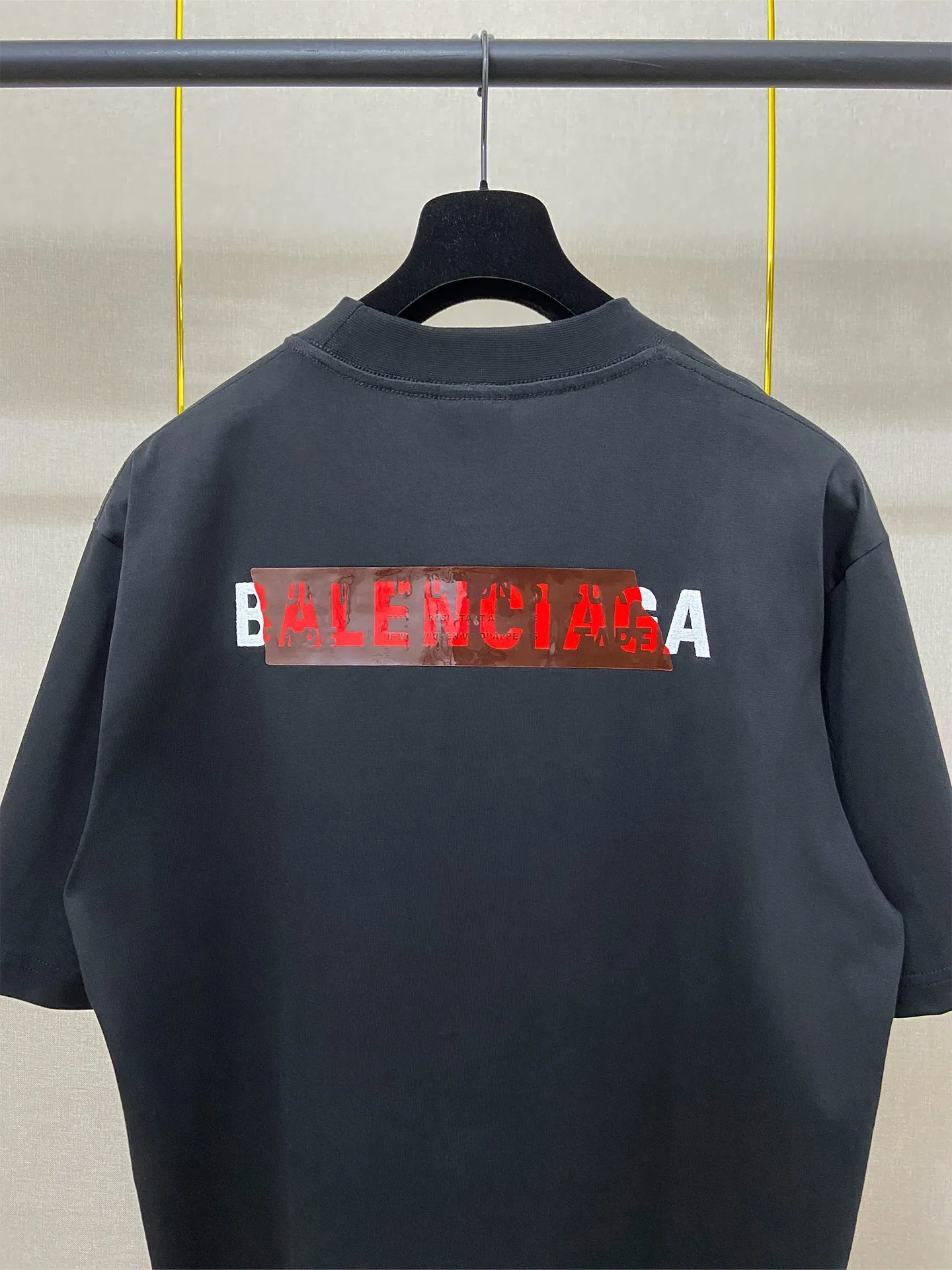 🅿️180 9201# real shot top version [[BALENCIA*GA] official website quality Paris new front and back letter embroidery tape taped short-sleeved T-shirt OS version loose dropped shoulders Unisex style Fabric: 260g 100% cotton double yarn Technology: front and back embroidery front and back taping garment wash shaping solid color Color: black white blue floral gray Size: XS S M L