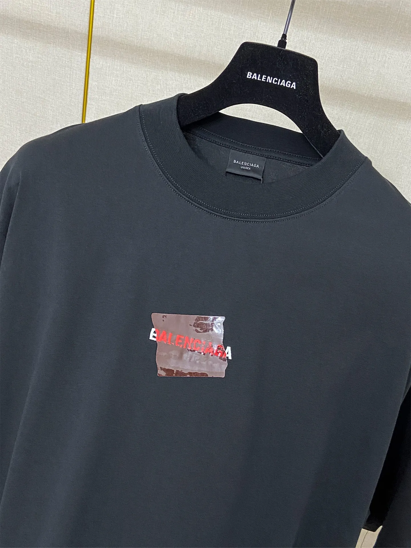 🅿️180 9201# real shot top version [[BALENCIA*GA] official website quality Paris new front and back letter embroidery tape taped short-sleeved T-shirt OS version loose dropped shoulders Unisex style Fabric: 260g 100% cotton double yarn Technology: front and back embroidery front and back taping garment wash shaping solid color Color: black white blue floral gray Size: XS S M L