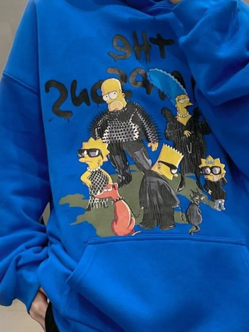 ♻️💯Upper body reference model picture❤️Spring and autumn top-notch proven version Balenciaga BALENCIAGA The Simpsons cartoon pattern explosion pattern pure cotton loose hooded sweatshirt for men and women couples. The process uses Kornit printing cracking effect. The front panel printing glue bursting effect uses imported transparent slurry to scrape the bottom to make the printing bursting feel uniform. (PS: If this process is missing, the printing will easily fall off in large areas after cracking.) The embroidery at the hem uses a Tajima embroidery machine imported from Japan, which makes the size and spacing of the letters even, and the hollows of the letters will not be filled. Precise craftsmanship, full of details. The fabric is made of 520g crystal composite fleece cotton, brand new, washed, and labeled. Genuine products are consistent and synchronized, and coded authentic products are consistent and synchronized. Top tested version, accurate and flawless.  Color: White Blue Black Size: XS-L P:520