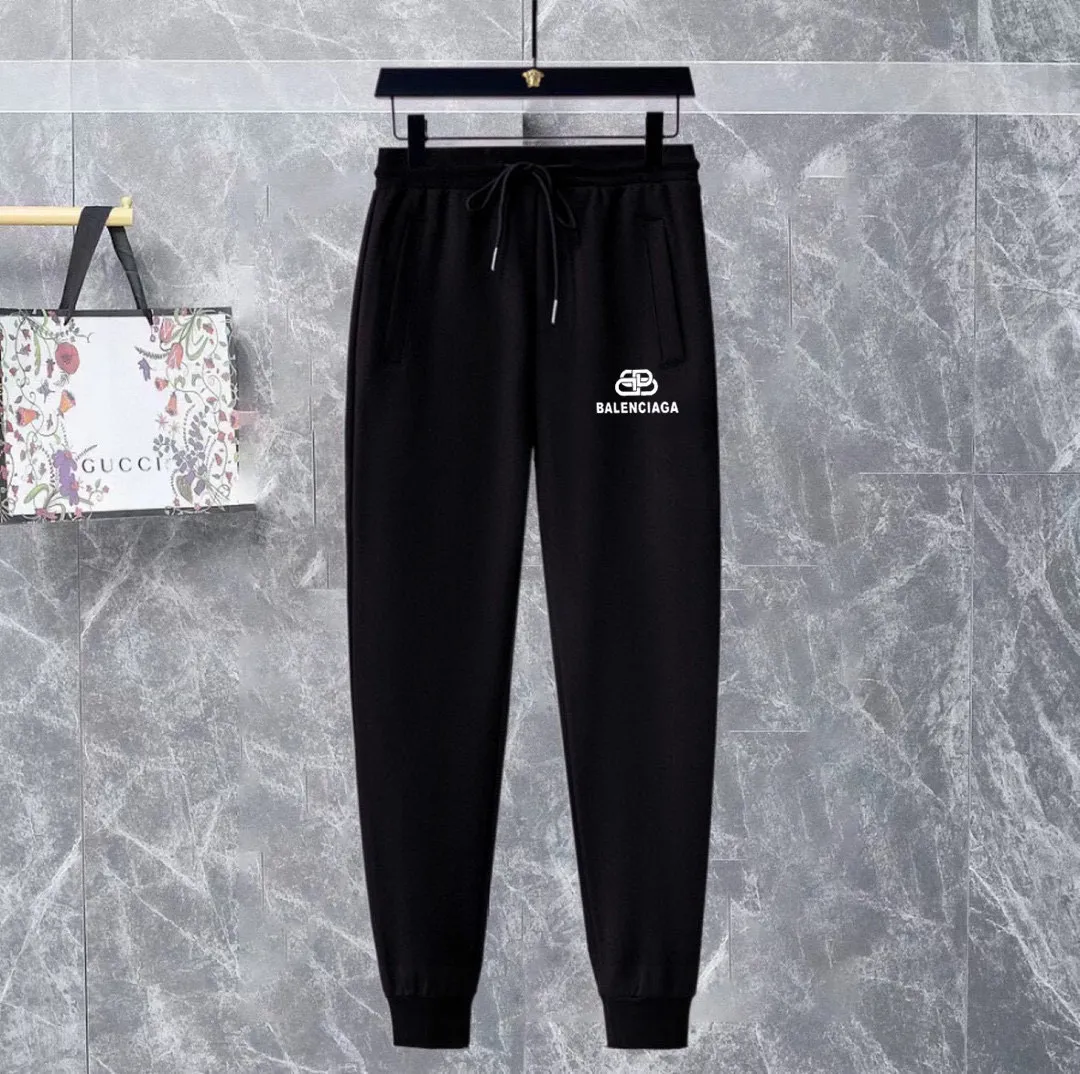 🅿️420 [BALENCIAGA] (Gospel for Fatty) hot-selling suit is coming. Focus on the original version of the official website. 2025 new hot-selling cardigan and sweatshirt suit. The original order is hard to buy🇭🇰. It is the meticulous work of top designers. It has a fitting and perfect upper body effect. All-natural high-quality Roman cotton 100%, close-fitting comfort, noble and elegant! Original hardware embodies elegance and nobility! Counter size: M-5XL (maximum wear up to 220 pounds)