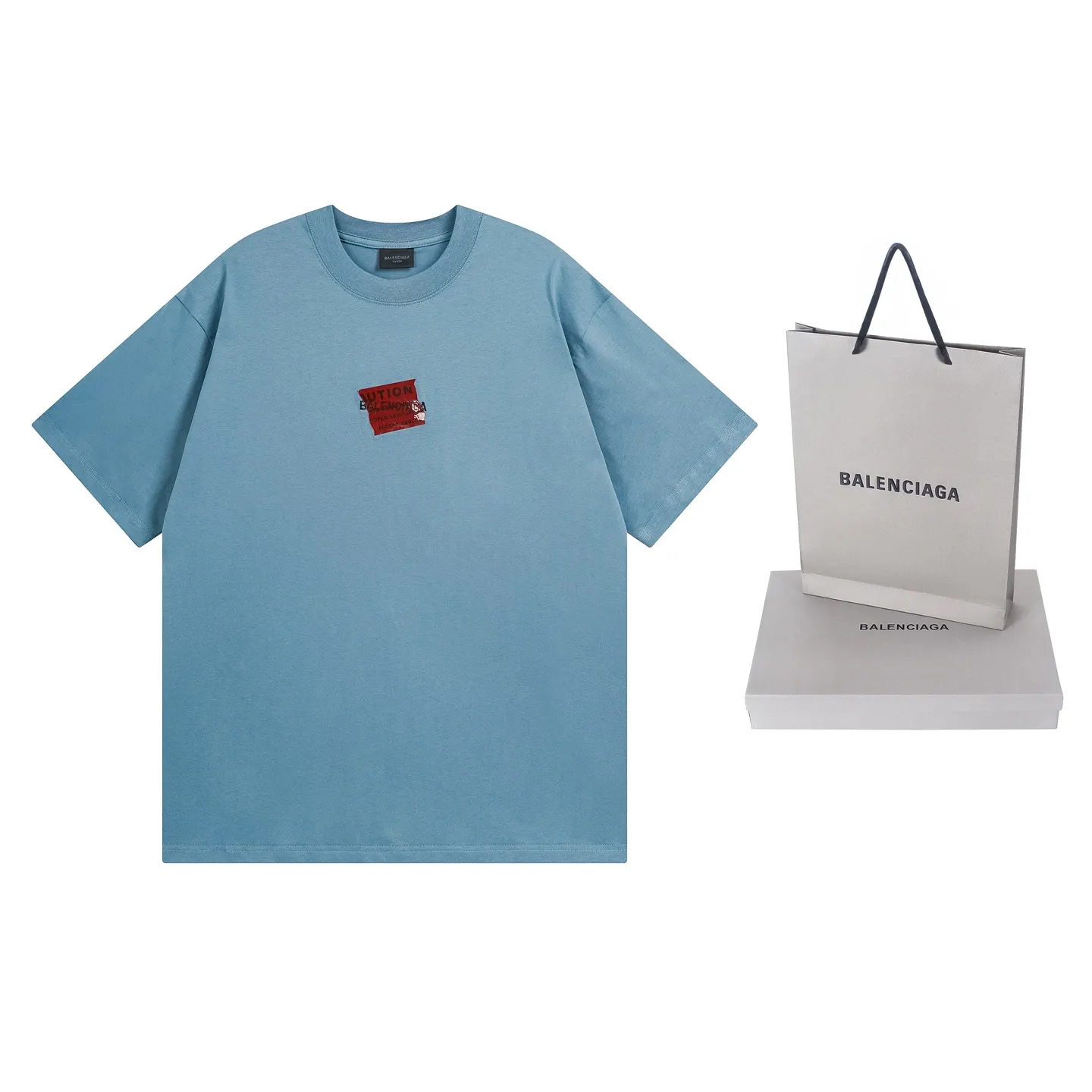 🅿️196 Actual pictures [Top version. Official website quality] BALENCI*GA/Paris #2025 new style front and rear letter LOGO embroidered tape taped short-sleeved T-shirt, full of design. Welcome to compare. The fabric is made of Paris ZP custom-woven and dyed cotton double yarn, weight 260 grams, clean cloth surface, clear cloth pattern, soft and comfortable. The threads are dyed with no color difference. The classic letter LOGO is embroidered with imported Tajima embroidery machine. The tape is stamped with imported transparent glue. The effect is three-dimensional. Restore the brick cabinet, adopt the OS loose shoulder version. Same style for men and women. Code: BL253662 Color: black, sky blue, white, floral gray Size: XS S M L