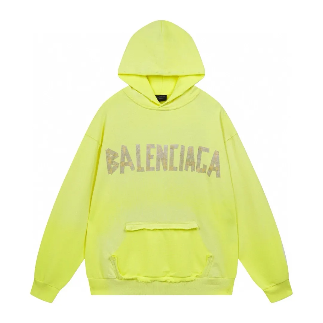 🅿️490 BALENCI*GA 24ss Paris hot-selling tape hooded sweatshirt. The front and back panels are printed with tape direct printing. Many hand-made. The ready-made garments are washed and worn. The cloth surface is clean. The cloth pattern is clear, super heavy work. Soft and comfortable. Exclusively pattern-woven and dyed 450g fabric. The threads are dyed in the same cylinder with zero color difference. Different from the market currency. The version adopts os loose shoulder version. Welcome to compare. Same style for men and women -Color: iron gray blue Paris blue washed black burgundy fluorescent yellow green khaki -SIZE: XS S M L style number 8912#