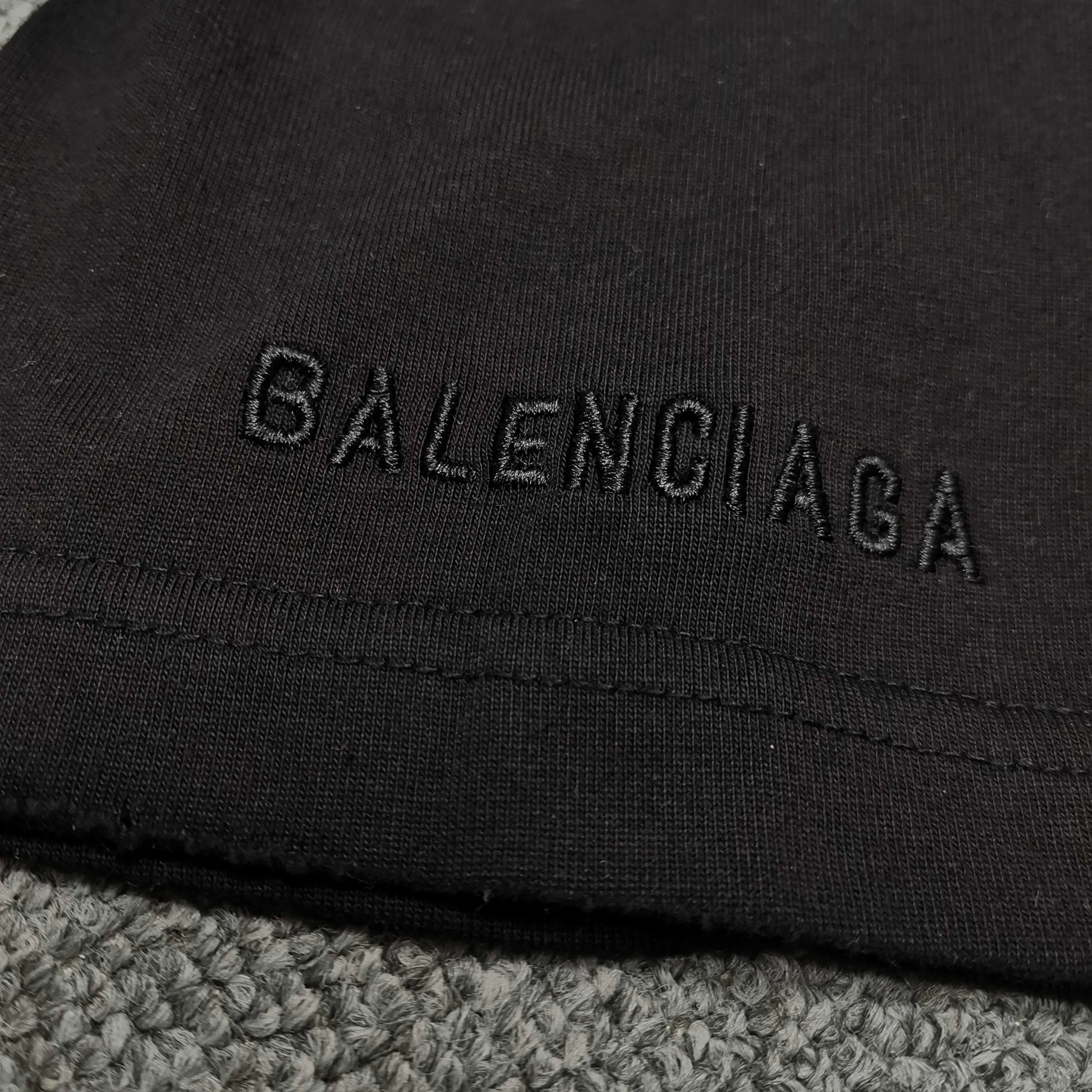 Top tested version ⭐️ Balenciaga SS25 Brand Ambassador Fanclub Series Letter Print Short Sleeve T-shirt Loose Fit Color: Black Size: XS S M L P280