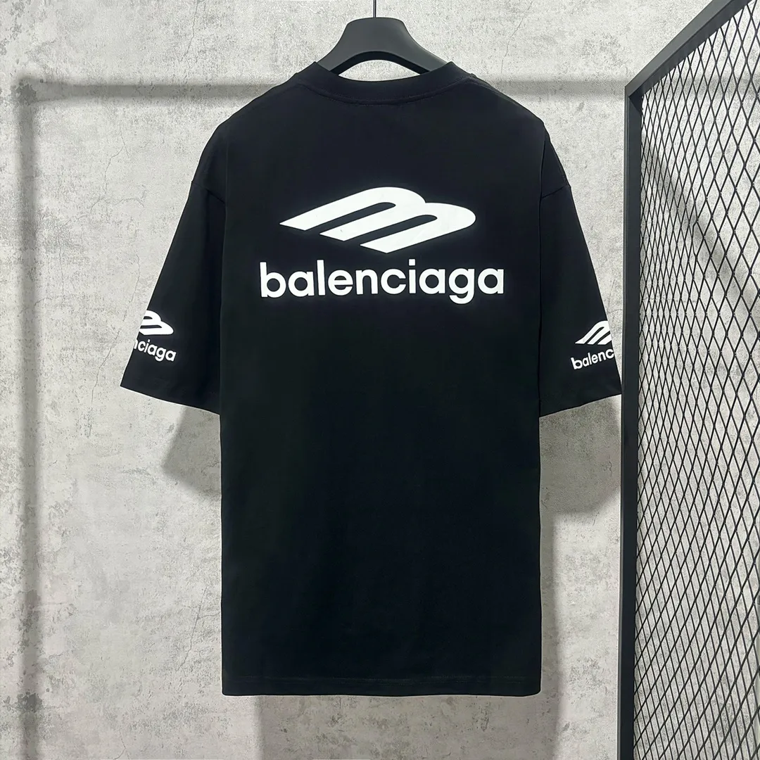 🅿️160 9128# Actual pictures Top version [[BALENCIA*GA] official website quality Paris new 3M classic letter LOGO printed short-sleeved T-shirt OS version Loose dropped shoulders Unisex style Fabric: 260 grams 100% cotton double yarn Technology: front and rear left and right sleeve printing Garment wash Shape solid color Color: black white Size: XS S M L