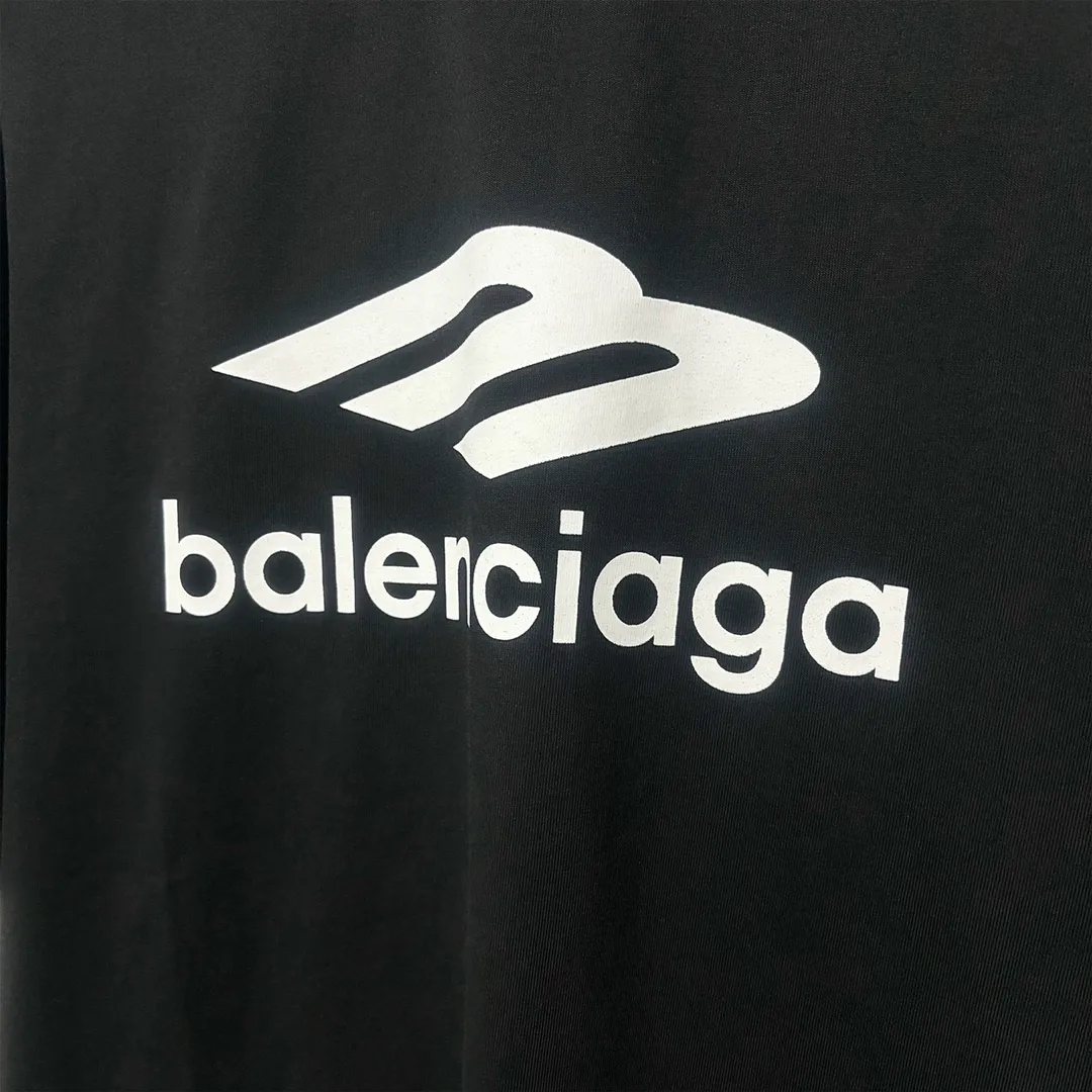 🅿️160 9128# Actual pictures Top version [[BALENCIA*GA] official website quality Paris new 3M classic letter LOGO printed short-sleeved T-shirt OS version Loose dropped shoulders Unisex style Fabric: 260 grams 100% cotton double yarn Technology: front and rear left and right sleeve printing Garment wash Shape solid color Color: black white Size: XS S M L
