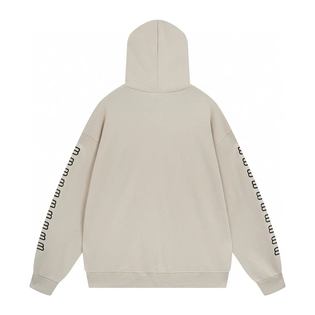 🅿️320 real photos [Top version. Official website quality] BALENCI*GA/Paris.BB embroidered hooded sweatshirt. Brick cabinet synchronization. The fabric is made of Paris ZP custom-woven and dyed 100% cotton double yarn compact cotton. The weight is 450 grams, the cloth surface is clean. The cloth pattern is clear, soft and comfortable, and the threads are dyed with no color difference. The classic patterns are embroidered using imported embroidery machines. The effect is three-dimensional. Restore the brick cabinet. Different market currencies. Welcome to compare. The version adopts the OS loose shoulder version. The same style for men and women. Code: BL238019 Color: washed black, beige size: XS S M L