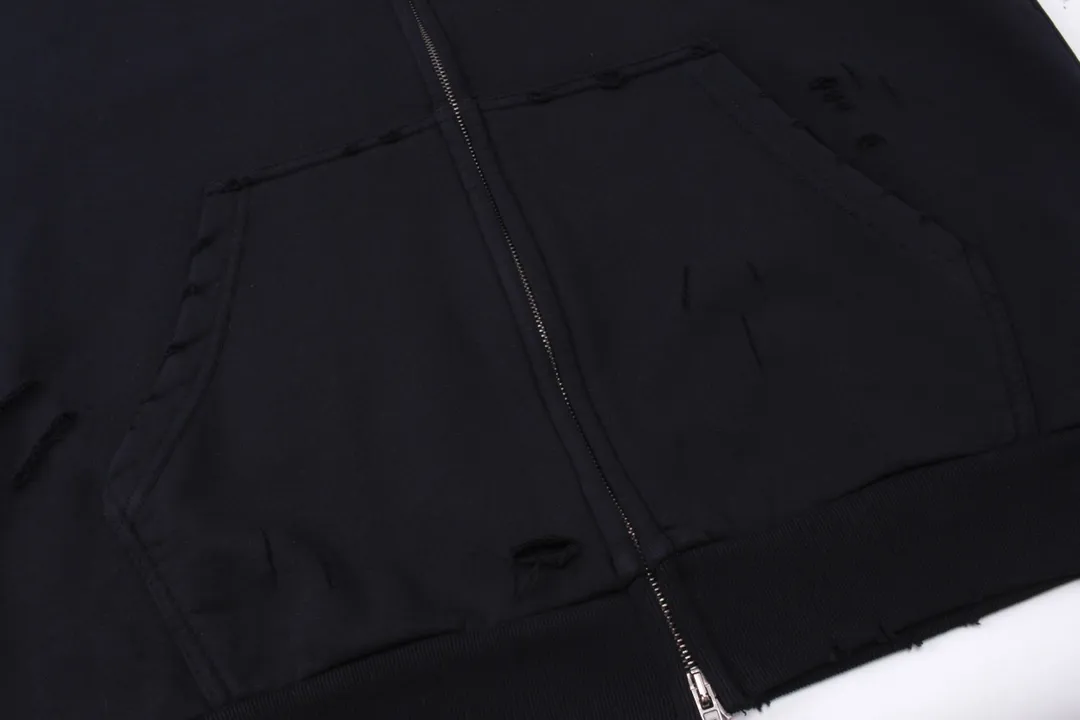 🅿️400 detailed pictures [Top version. Official website quality] BALENCI*GA/Paris. 2024 The latest Paris Eiffel Tower inkjet graffiti hand-painted gradient color print washed distressed zipper cardigan jacket, overweight craftsmanship, brick cabinet synchronization. ⚠️Distinguish the market currency, genuine development, this style is black enzyme wash. It is not the market's wrong wash water black. The weight is 480 grams, worn. The hand-painted is consistent with ZP, and the printing uses Kornit digital direct printing. The garments are washed, worn and worn. Graffiti are hand-painted. The whole piece is designed with extra heavy craftsmanship. Comparisons welcome. The version adopts OS loose shoulder design. Same style for men and women. Code: BL238032 Color: Black Size: XS S M L