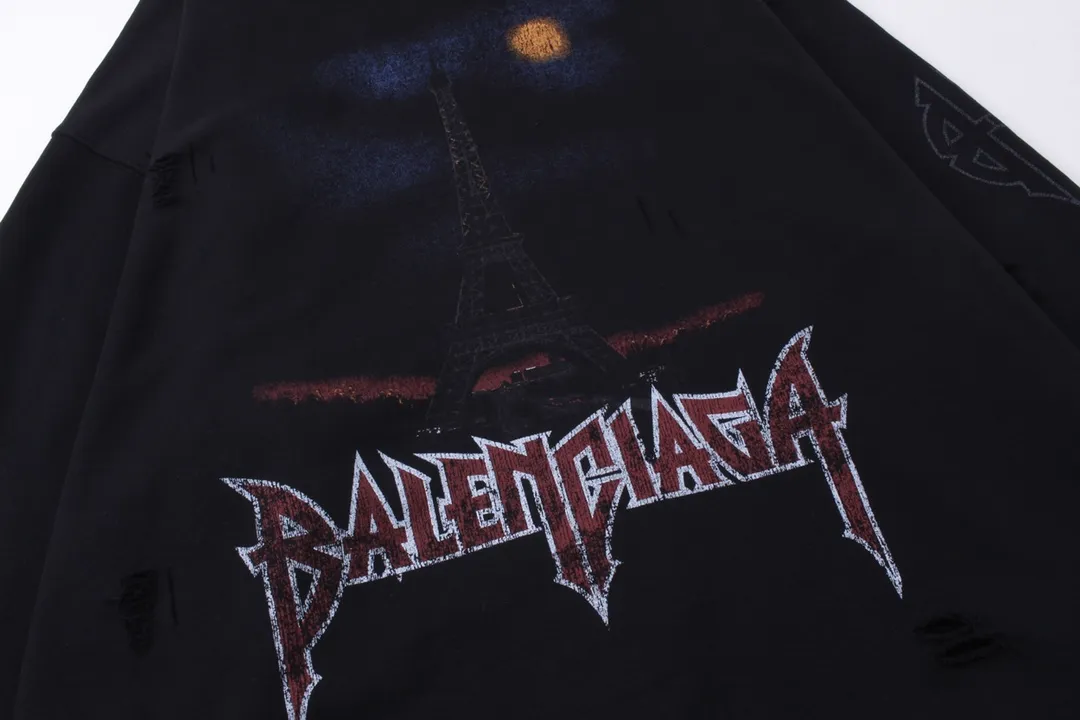 🅿️400 detailed pictures [Top version. Official website quality] BALENCI*GA/Paris. 2024 The latest Paris Eiffel Tower inkjet graffiti hand-painted gradient color print washed distressed zipper cardigan jacket, overweight craftsmanship, brick cabinet synchronization. ⚠️Distinguish the market currency, genuine development, this style is black enzyme wash. It is not the market's wrong wash water black. The weight is 480 grams, worn. The hand-painted is consistent with ZP, and the printing uses Kornit digital direct printing. The garments are washed, worn and worn. Graffiti are hand-painted. The whole piece is designed with extra heavy craftsmanship. Comparisons welcome. The version adopts OS loose shoulder design. Same style for men and women. Code: BL238032 Color: Black Size: XS S M L
