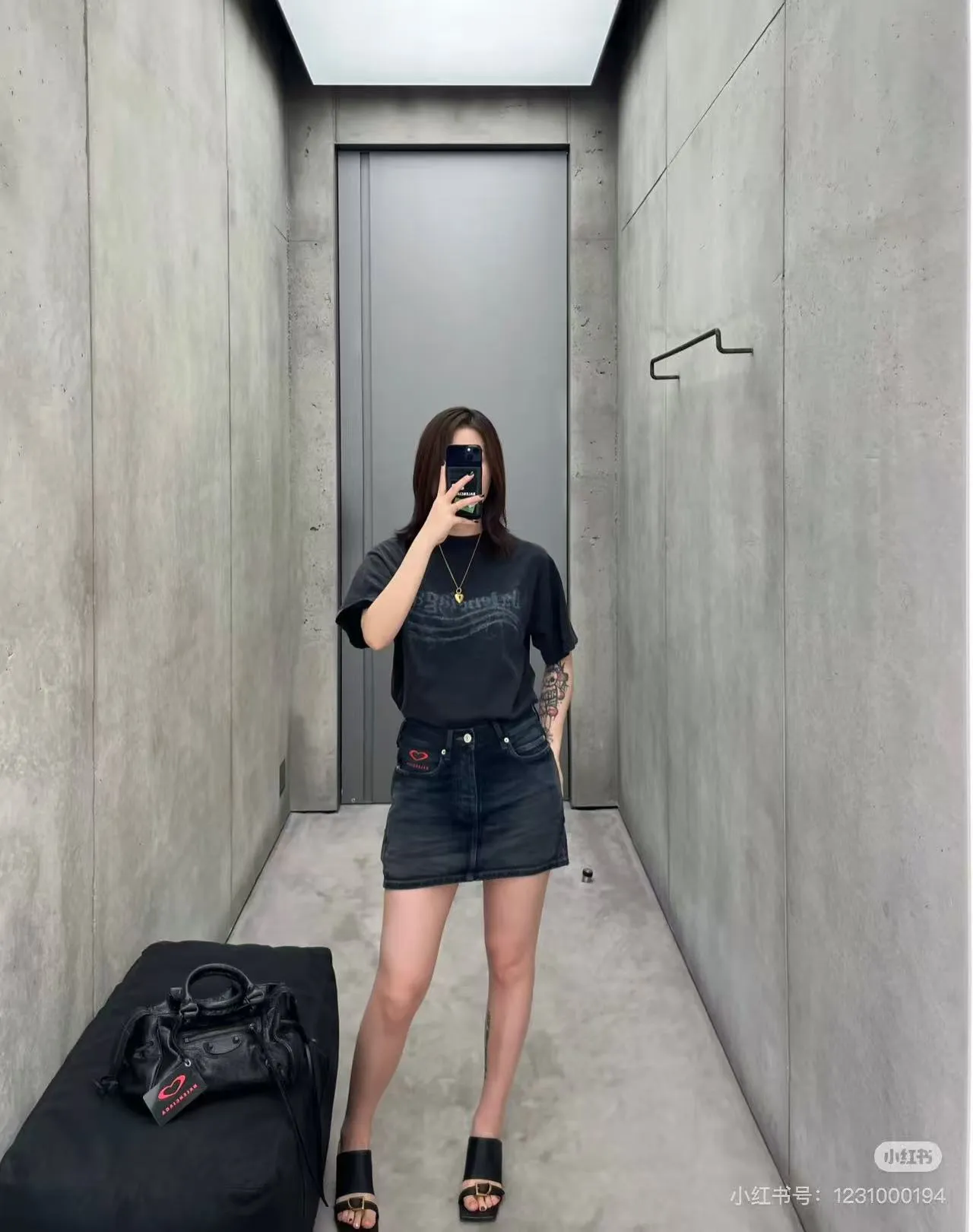 Model picture