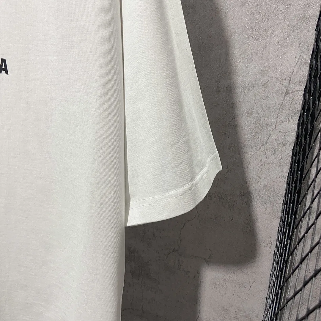 🅿️160 9129# Actual pictures Top version [[BALENCIA*GA] Official website quality Paris new musical note logo heat-printed short-sleeved T-shirt OS version Loose dropped shoulders Unisex fabric: 260 grams 100% cotton double yarn Technology: Front and rear heat transfer printing Garment wash Shaping Solid Color Color: Black White Size: XS S M L