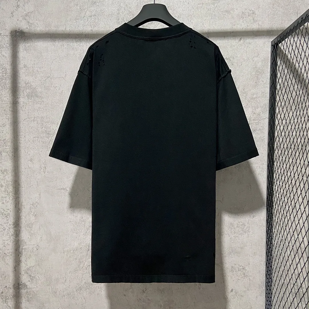 🅿️170 9135# Actual photo top version [[BALENCIA*GA] official website quality Paris new joint Antwerp Castle series reverse stitched short-sleeved T-shirt OS version loose dropped shoulders Unisex fabric: 260g 100% cotton double yarn Process: front panel printing reverse stitching garment wash worn distressed styling solid color Color: black Size: XS S M L