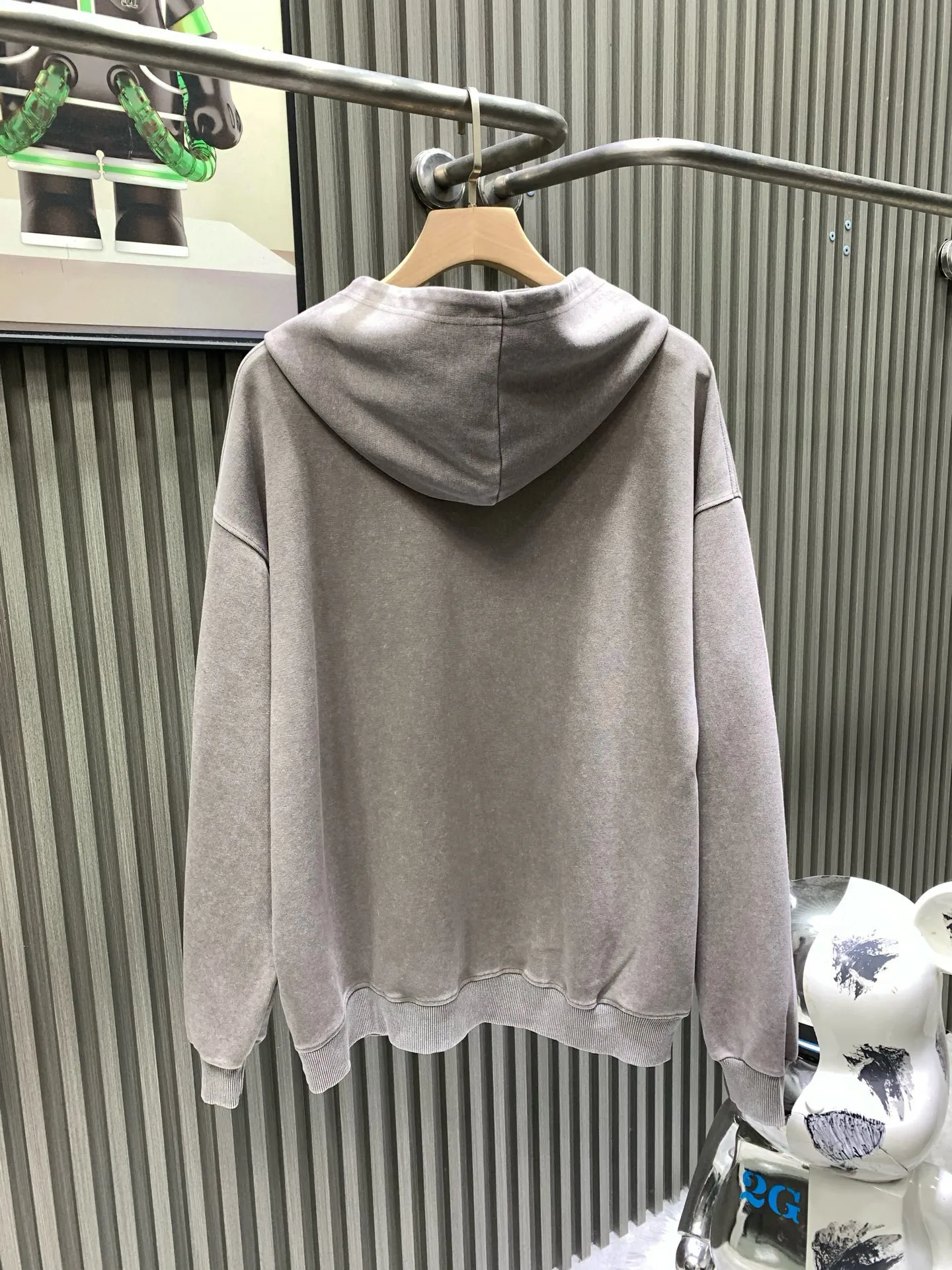 🅿️310 gray