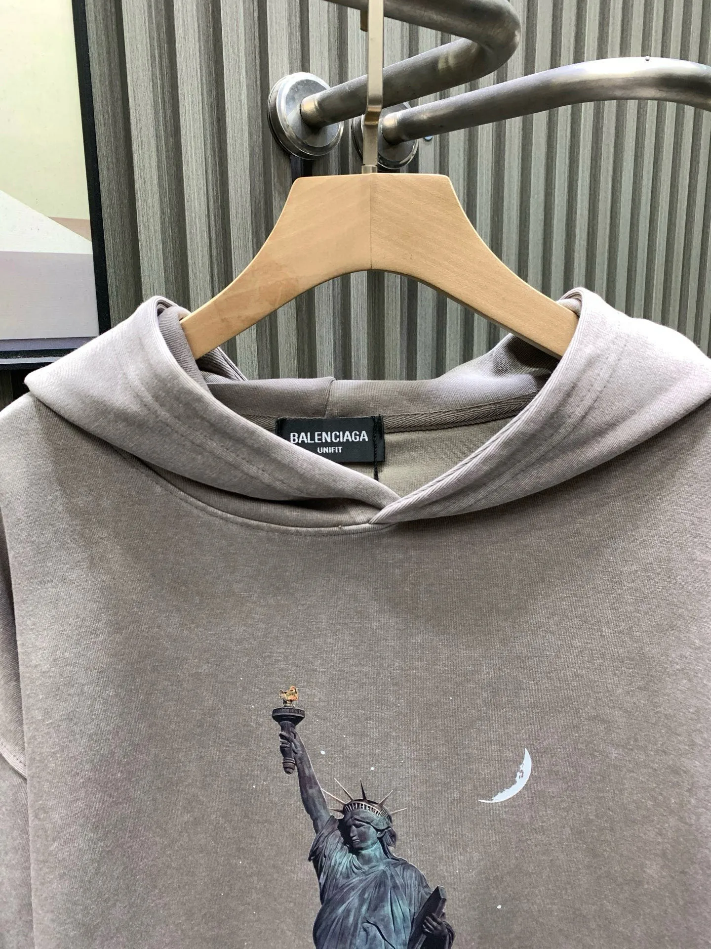 🅿️310 gray