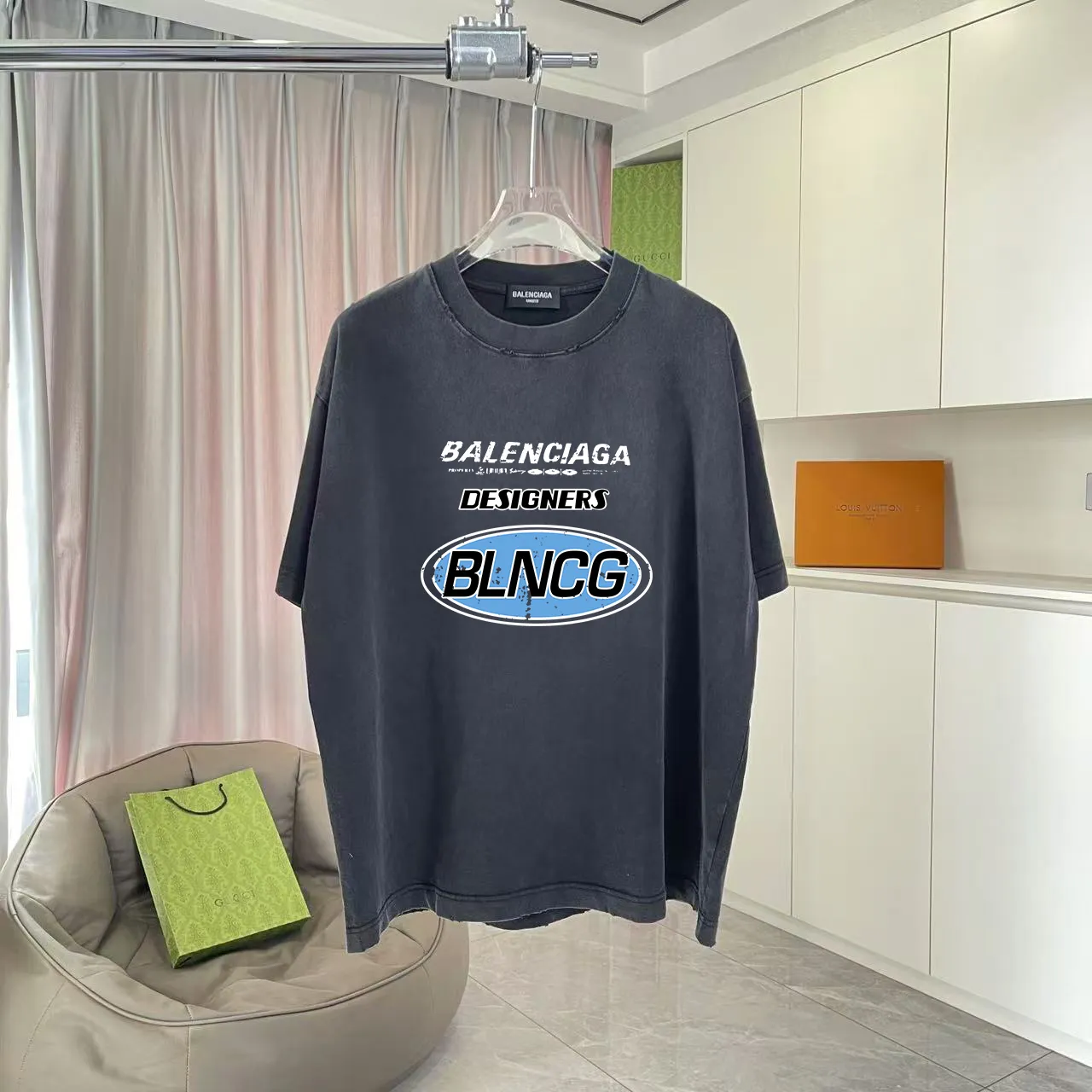 🅿️190 BALENCI*GA Paris 2025 summer new style, washed, distressed, spray-painted, personalized letter logo printing, customized fabric 320g, short-sleeved T-shirt, same style for men and women, size: S M L XL XXL five codes, color: black, white, gradient black, gradient red