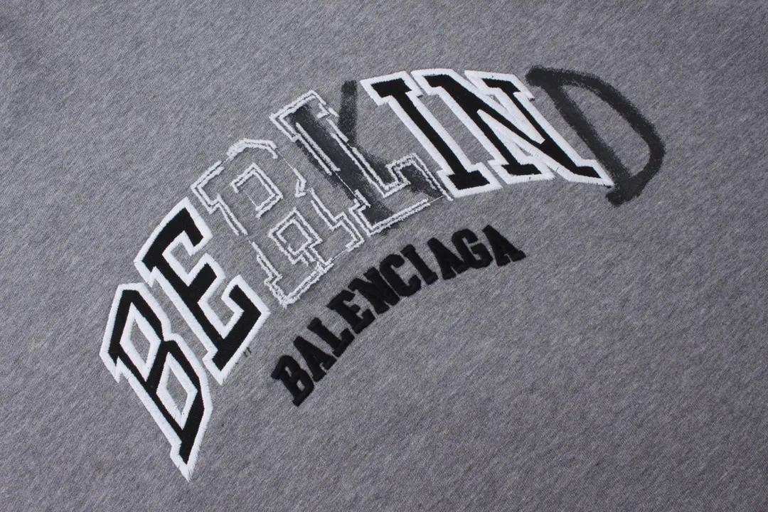 🅿️330 detailed pictures [Top version. Official website quality] BALENCI*GA/Paris BALENCI*GA#2024 latest model, classic letter LOGO graffiti. Toothbrush embroidery ready-to-wear distressed hooded sweatshirt. Brick cabinet synchronization. Genuine products are developed and developed in the first time. Welcome to compare! The fabric is made of Paris ZP custom-woven and dyed cotton sweatshirt. The weight is 450 grams. The cloth surface is clean. The cloth pattern is clear. It is soft and comfortable. It has good color fastness and is not easy to change color. The threads are woven and dyed with no color difference. The embroidery is done using imported Tajima embroidery machines. Over 10W needlework and extremely complex craftsmanship. The effect is three-dimensional and the lines are clear. No rough edges and lines. Ultra-high-tech embroidery. The hand-painted worn-out effect of ready-made garments. The version adopts OS loose shoulder design. Same style for men and women. Code: BL238030 Color: Dark blue gray. Floral gray. Washed blue Size: XS S M L