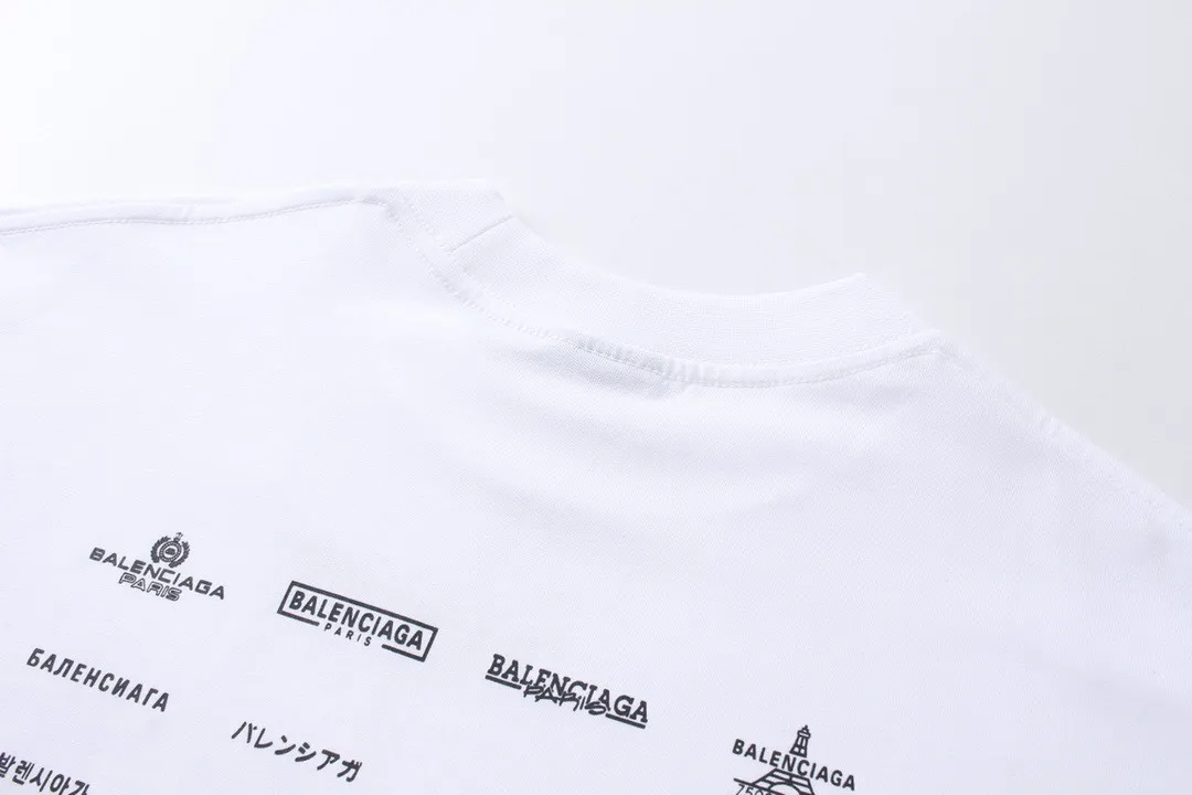 🅿️240 BALENCI*GA Paris full-print LOGO letter style long sleeves. The fabric is made of Paris custom-woven and dyed double yarn pure cotton fabric. The weight is 280g. The thread is custom-woven and dyed without color difference. The front and back panels are made of environmentally friendly dot offset printing. Two high-temperature setting washes. os dropped shoulders and loose version. Same style for men and women -Color: black ivory -SIZE: XS S M L Style No. 8612#