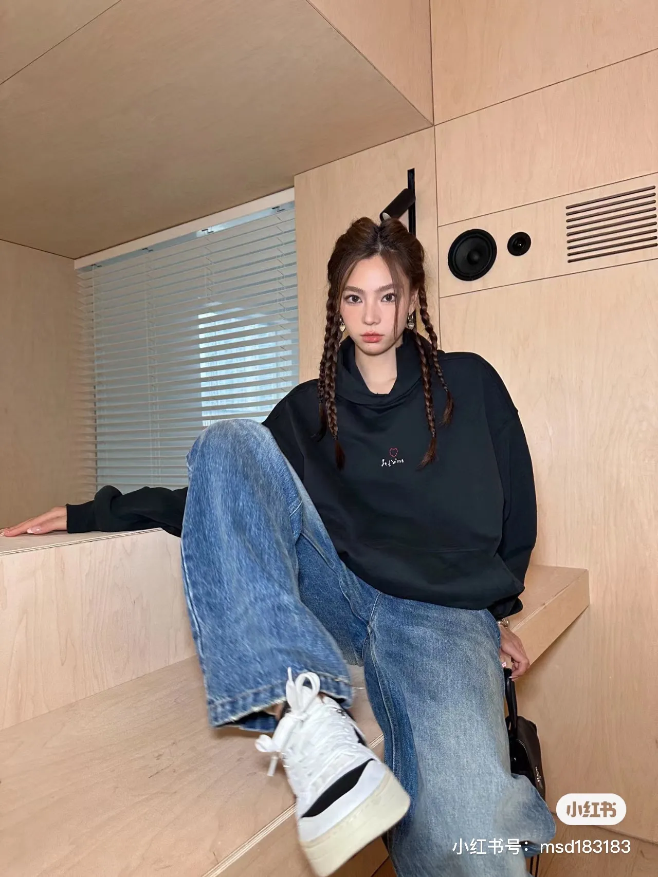 Model picture