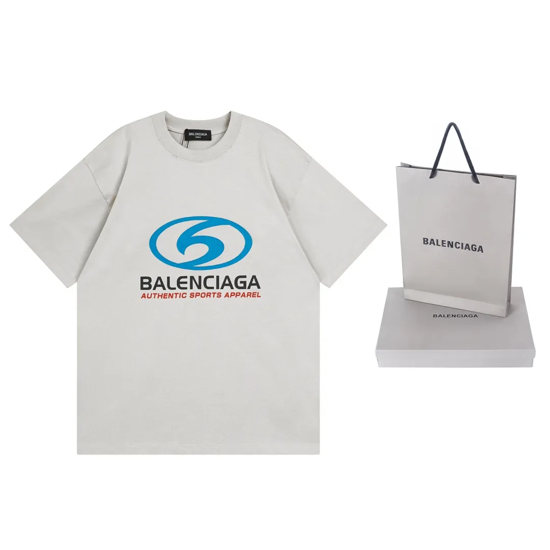 🅿️180 detailed pictures [Top version. Official website quality] BALENCI*GA/Paris. 2024 new style. New LOGO straight crack printed ready-to-wear frayed distressed short-sleeved T-shirt, brick cabinet synchronization. Genuine product developed at the first time, happy to print and compare! The fabric is made of Paris ZP custom-woven and dyed cotton double yarn. Weighing 260 grams, the cloth surface is clean. The cloth pattern is clear, soft and comfortable. The threads are dyed with no color difference. The classic LOGO is printed using environmentally friendly imported materials, with clear straight-crack pattern letters and a three-dimensional effect. Restored brick cabinet. Ready-made garments are washed, worn and worn. Different market currency. Welcome to compare. The version adopts OS loose shoulder style. Same style for men and women. Code: BL233305 Color: gray blue, apricot, yellow Size: XS to L