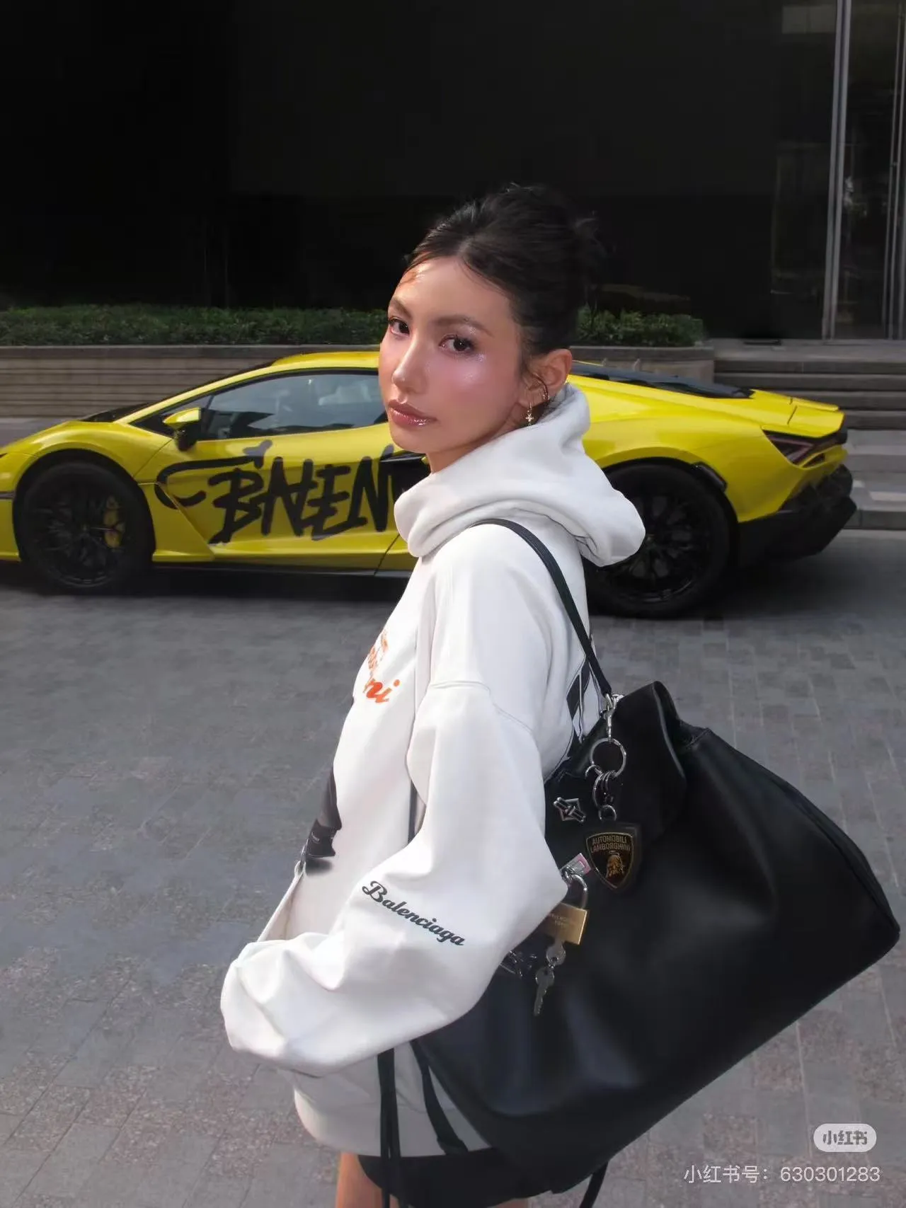 Model picture
