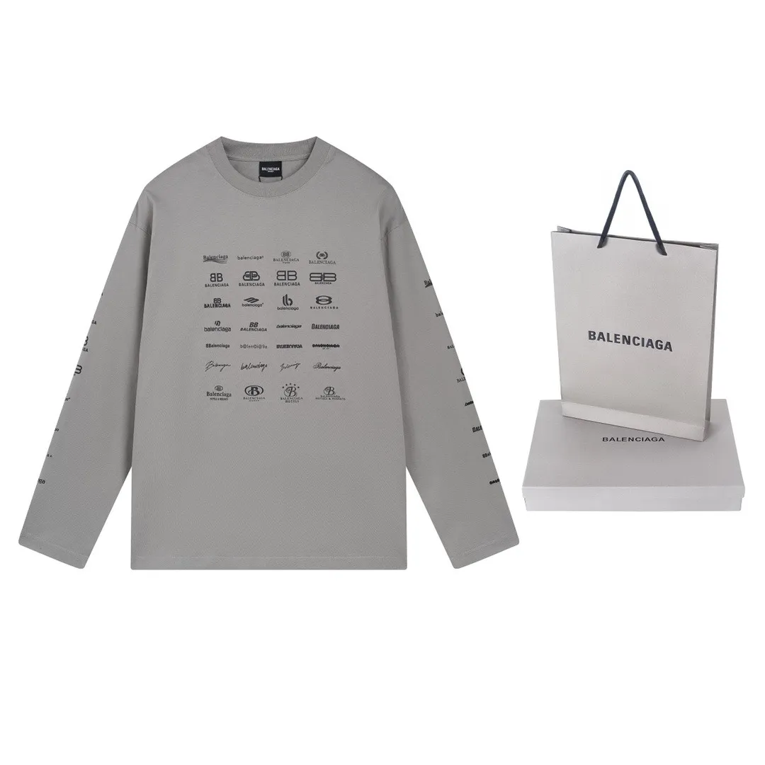 🅿️200 real photos [Top version. Official website quality] BALENCI*GA/Paris BALENCI*GA# 2024 spring and summer new style, printed with classic LOGO collection long-sleeved T-shirt. 2024 spring and summer new product. Brick cabinet synchronization. Welcome to compare. The fabric is made of Paris ZP custom-woven and dyed 100% cotton double yarn compact cotton. The weight is 260 grams, the cloth surface is clean, the cloth texture is clear, soft and comfortable. The color fastness is good. It is not easy to change color. The threads are woven and dyed with no color difference. The printing uses imported environmentally friendly rubber paddles, precision stencils, fine LOGO letters, clear letters, no burrs, and a three-dimensional effect. Restore brick cabinet. The version adopts OS loose shoulder style. Same style for men and women. Code: BL225005 Color: black, beige, pink, smoky gray, white Size: XS S M L