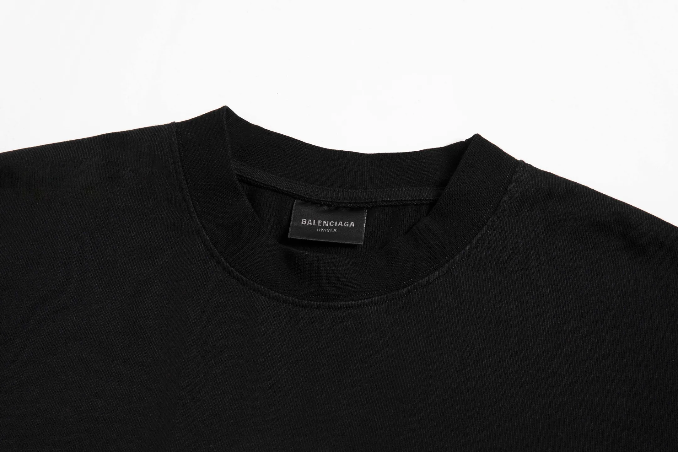 🅿️160 9176# Detailed picture Top version [[BALENCIA*GA] official website quality Paris new 3M reflective film letter heat transfer short-sleeved T-shirt OS version Loose dropped shoulders Unisex style Fabric: 260 grams 100% cotton double yarn Technology: Front reflective heat transfer Garment wash Shape solid color Color: black off-white Size: XS S M L