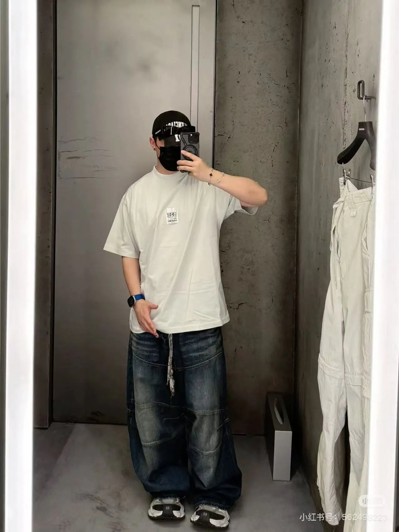 Model picture