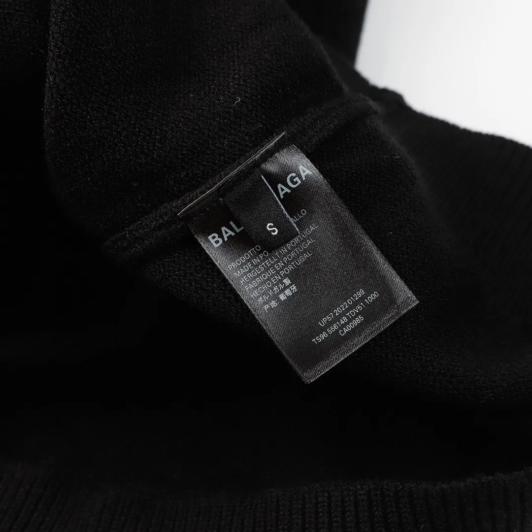 🅿️310 BALENCIAGA/balenciaga sweater series, same style for men and women, elegant and timeless, made of modal pure cotton blended fabric, Paris English letters logo three-dimensional embroidery on the chest, cola wave logo jacquard on the back, high-density knitting, not soft or baggy, soft and comfortable to the touch, elastic and textured Size: S M L