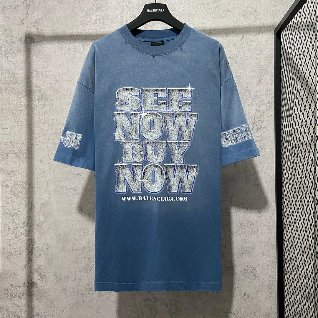 🅿️180 9126# Actual photo top version [[BALENCIA*GA] official website quality Paris new co-branded SEENOWBUYNOW diamond short-sleeved T-shirt OS version loose dropped shoulders Uniform style for men and women Fabric: 260g 100% cotton double yarn Process: front and rear left and right sleeve printing Garment washed, worn, distressed, fixed color Color: washed black, washed blue, white Size: XS S M L
