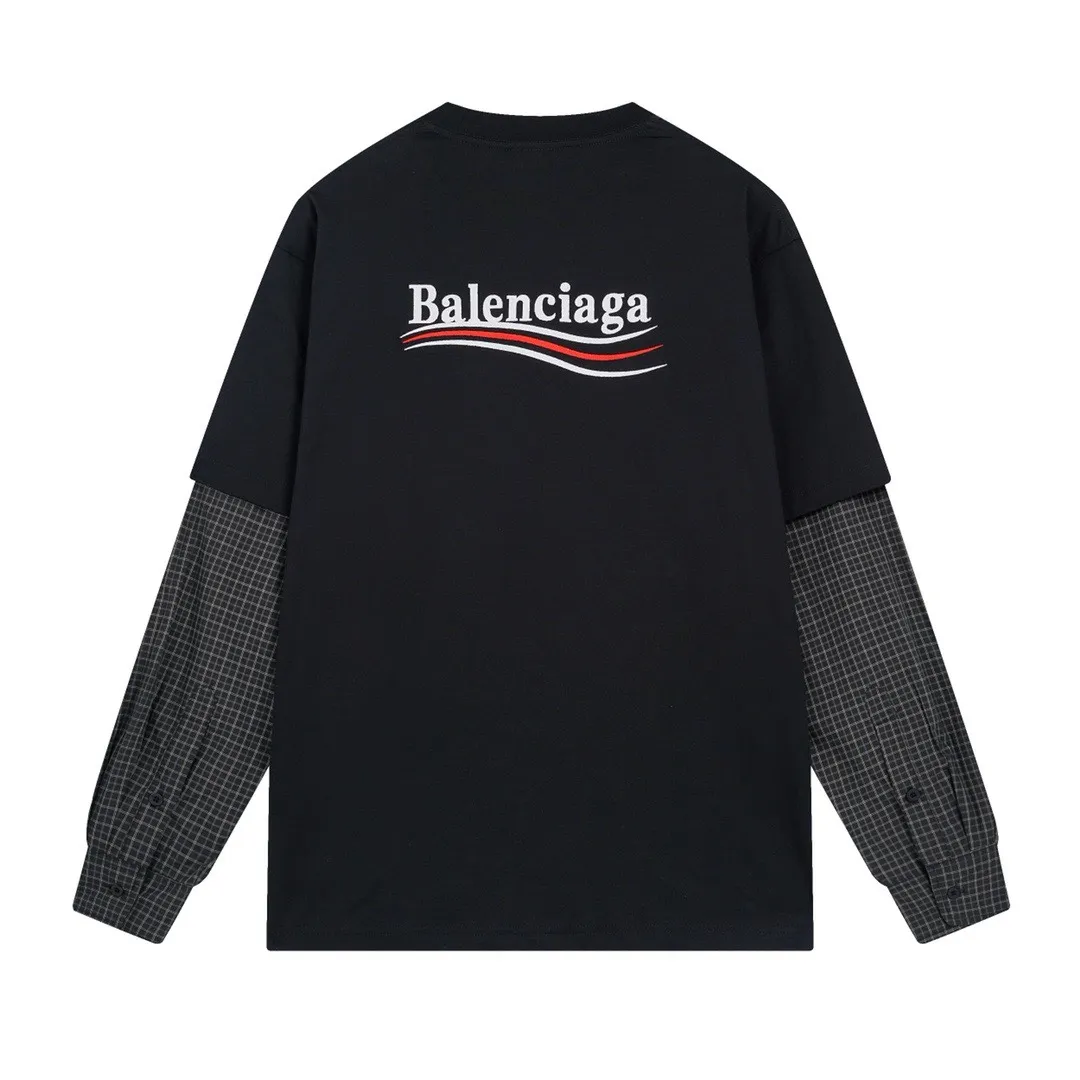 🅿️266 Detailed pictures [Top version. Official website quality] BALENCI*GA/Paris #Classic model. Coke wave embroidered splicing shirt sleeves fake two-piece long-sleeved T-shirt #2024 latest model. Genuine product developed at the first time. Custom shirt fabric. Welcome to compare! The fabric is made of Paris ZP custom-woven and dyed cotton double yarn. Weighing 260 grams, the cloth surface is clean. The cloth pattern is clear, soft and comfortable. The threads are dyed with no color difference. The classic pattern embroidery uses an imported embroidery machine, the embroidery thread color is the original color, and the sleeves are made of shirt fabric. Comes with special buttons. Produced by looking at pictures at Jubie Market. The letters are clear. The three-dimensional effect is strong. The version adopts the OS loose shoulder version. The same style for men and women. Coding: BL225018 Color: Black Size: XS S M L