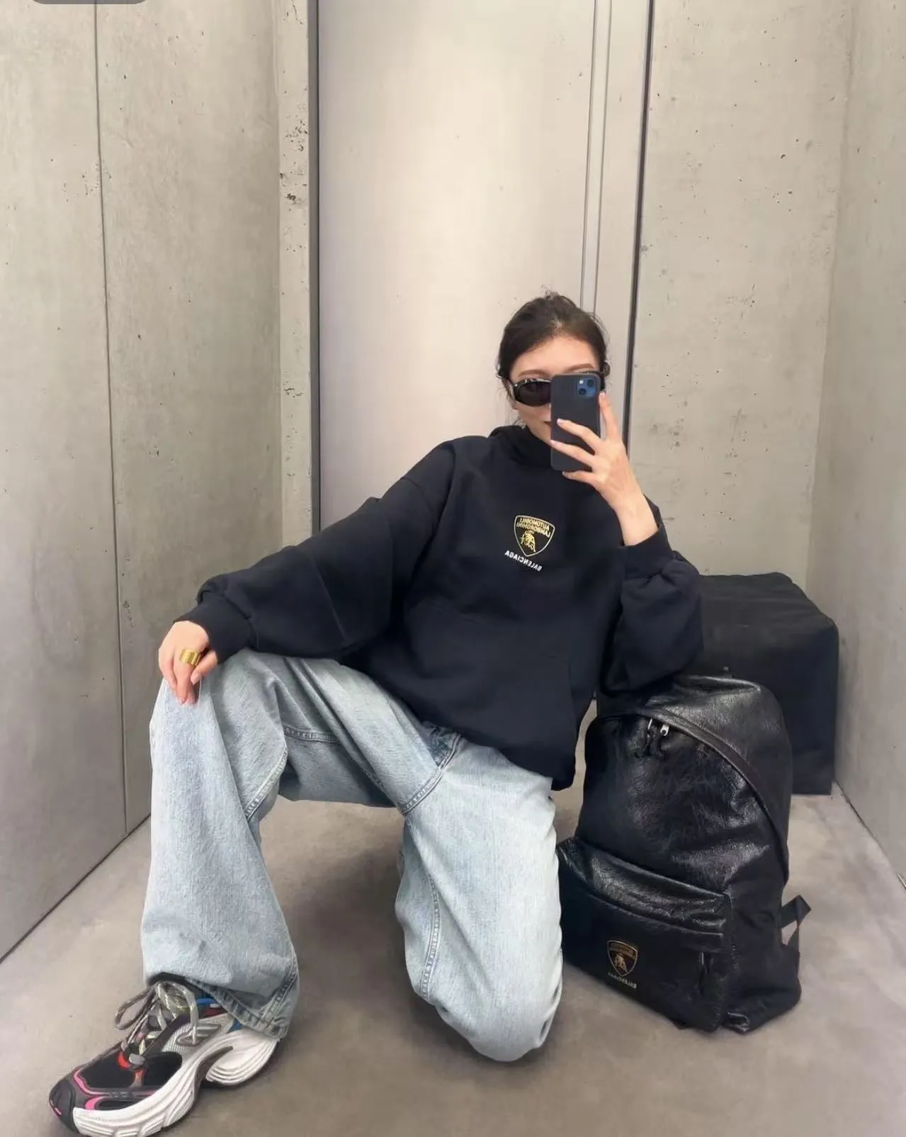 Model picture
